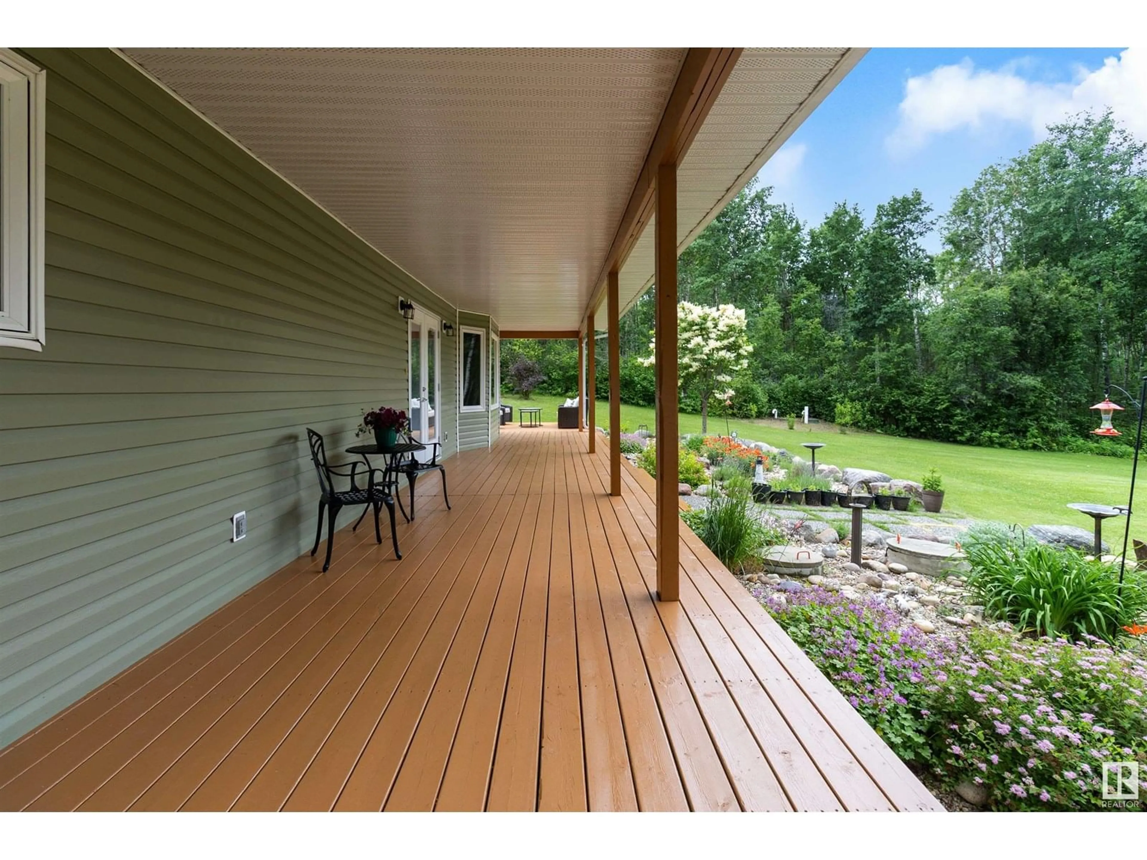 Patio, water/lake/river/ocean view for 51504 - 13 RGE RD 200, Rural Beaver County Alberta T0B4J1