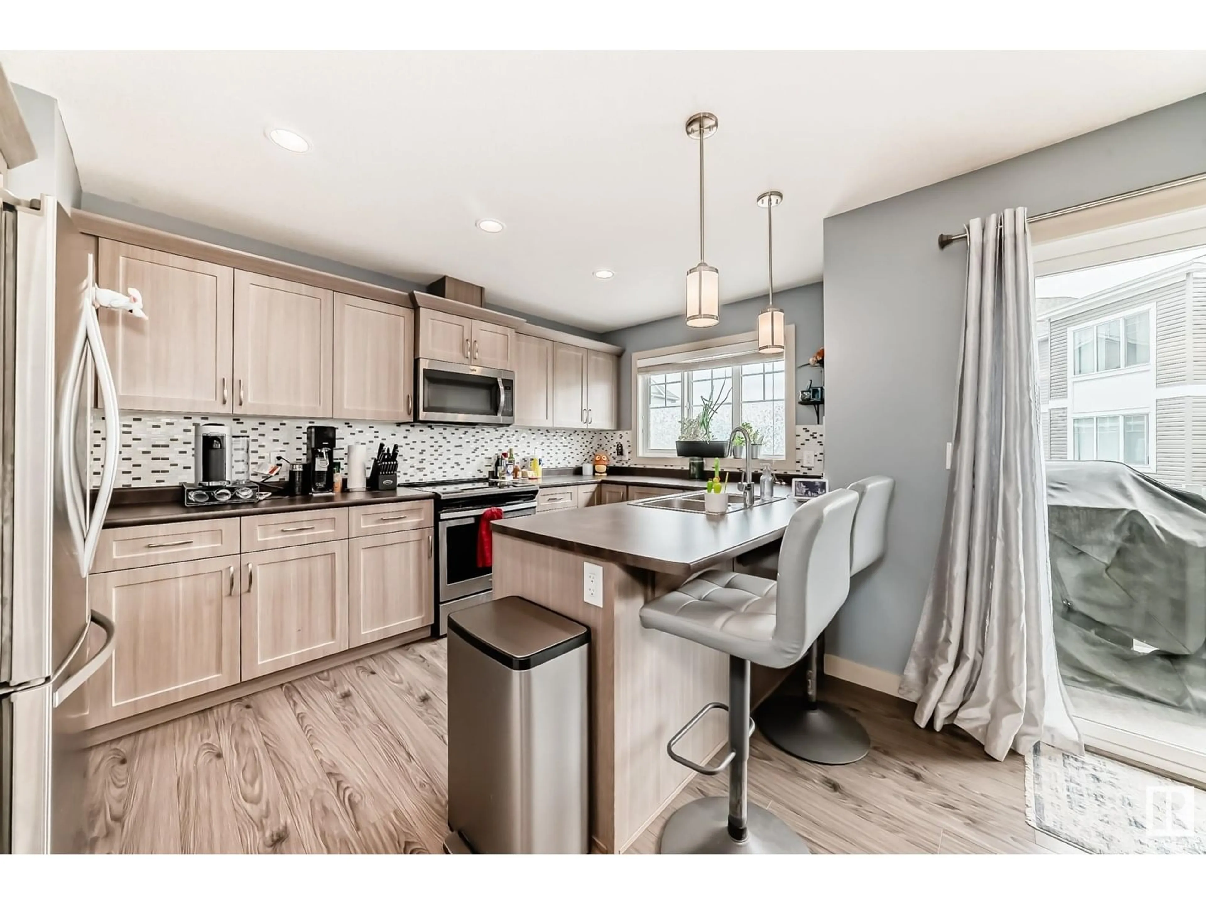 Open concept kitchen, unknown for #5 - 1391 STARLING DR, Edmonton Alberta T5S0L3