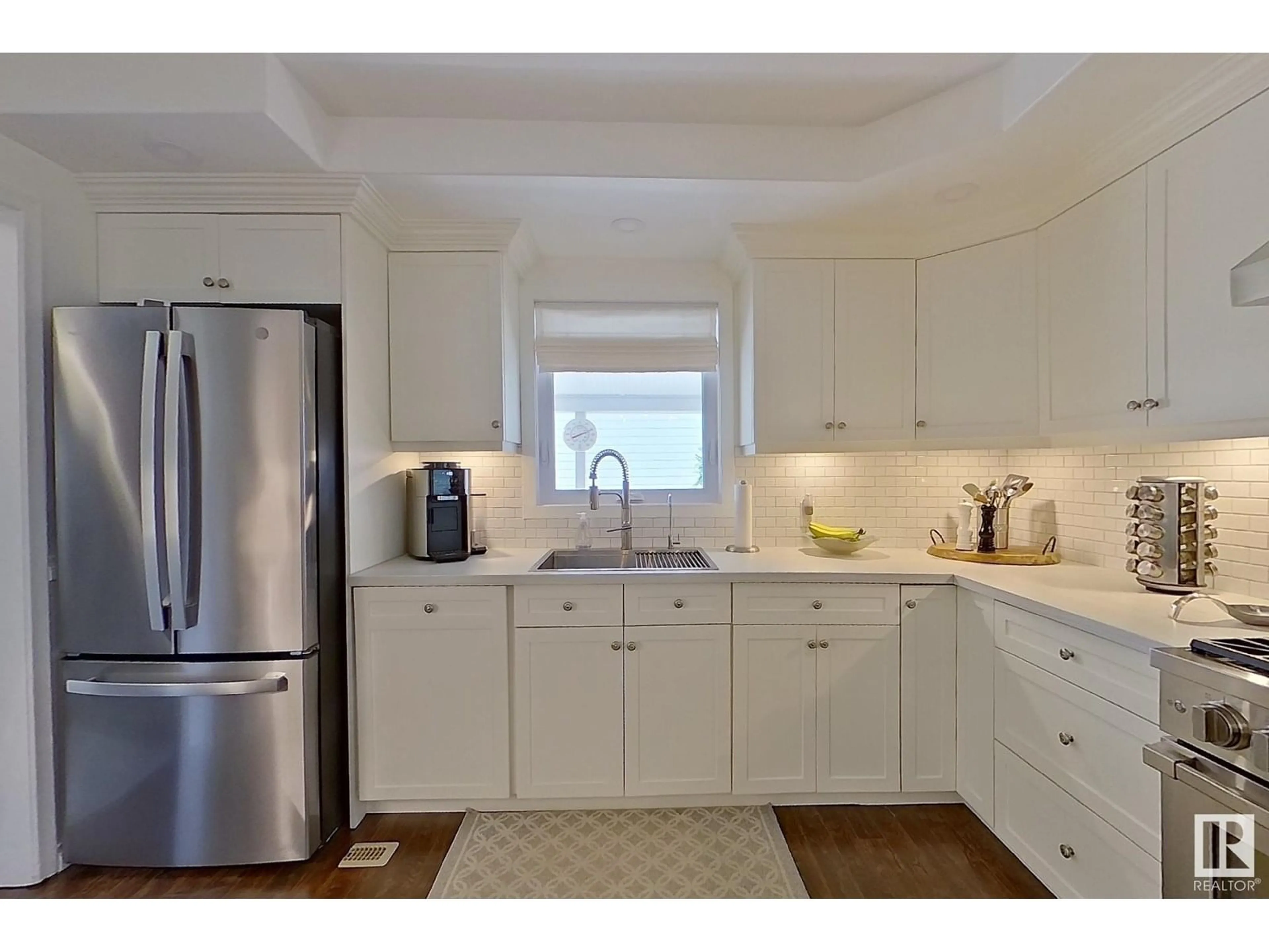 Open concept kitchen, ceramic/tile floor for 5111 50 ST, Tawatinaw Alberta T0G2E0