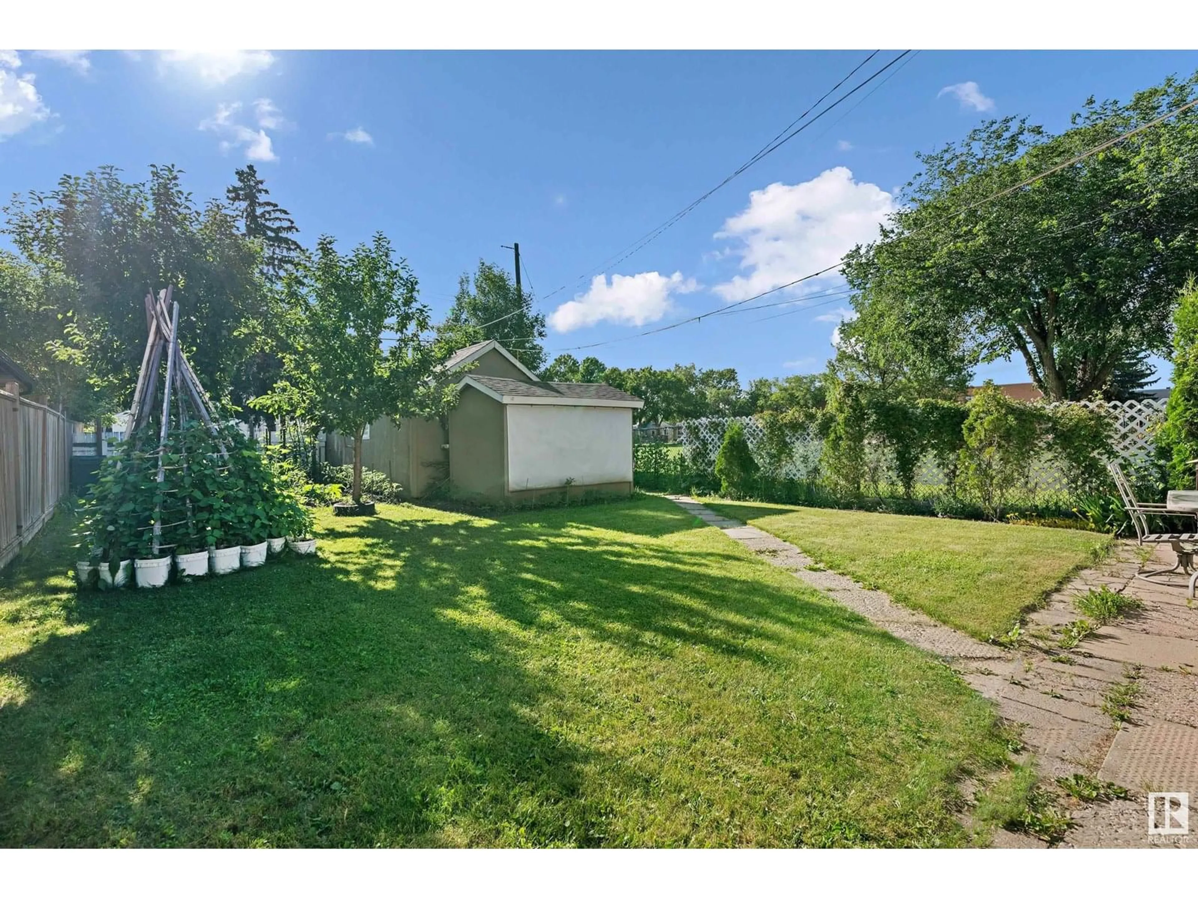 Unknown for NW - 12022 95A ST, Edmonton Alberta T5G1R7