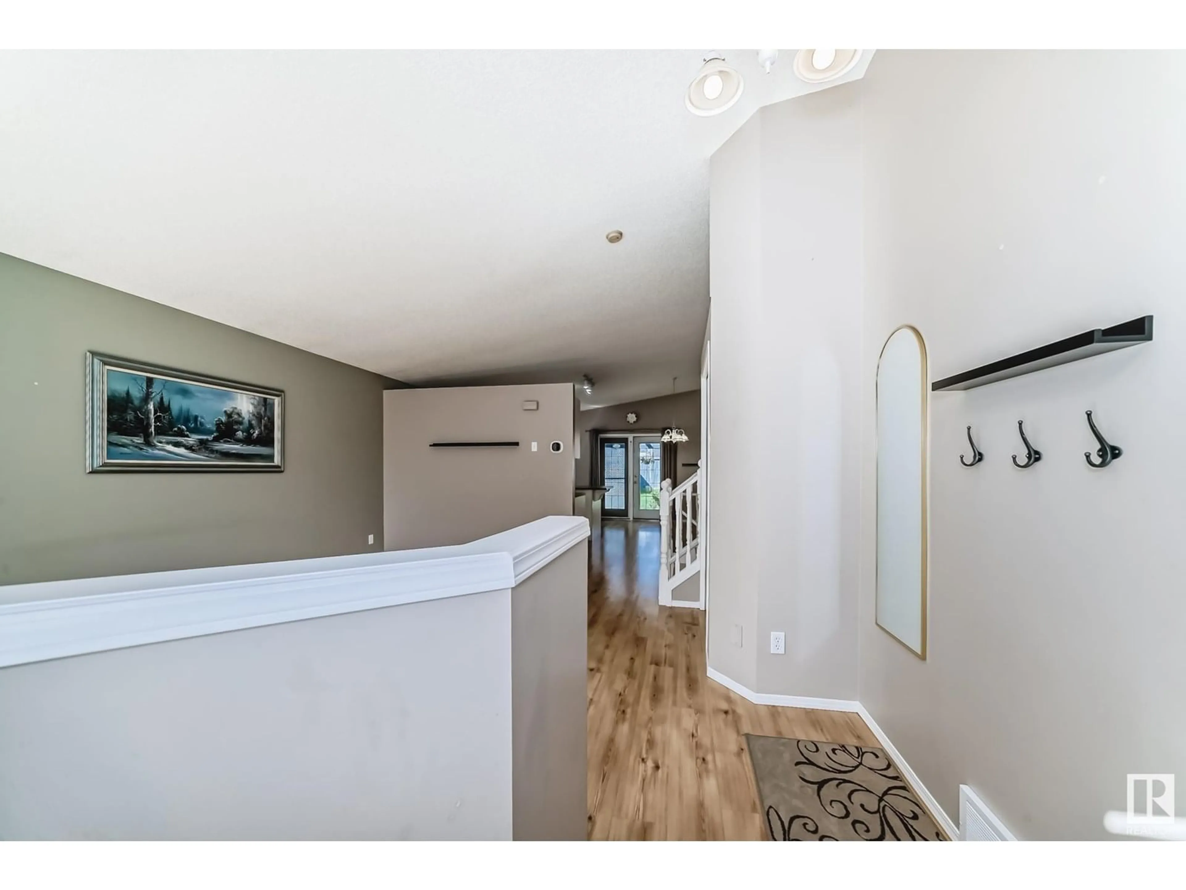 Indoor foyer for 4 HOLLY PL, St. Albert Alberta T8N6W7