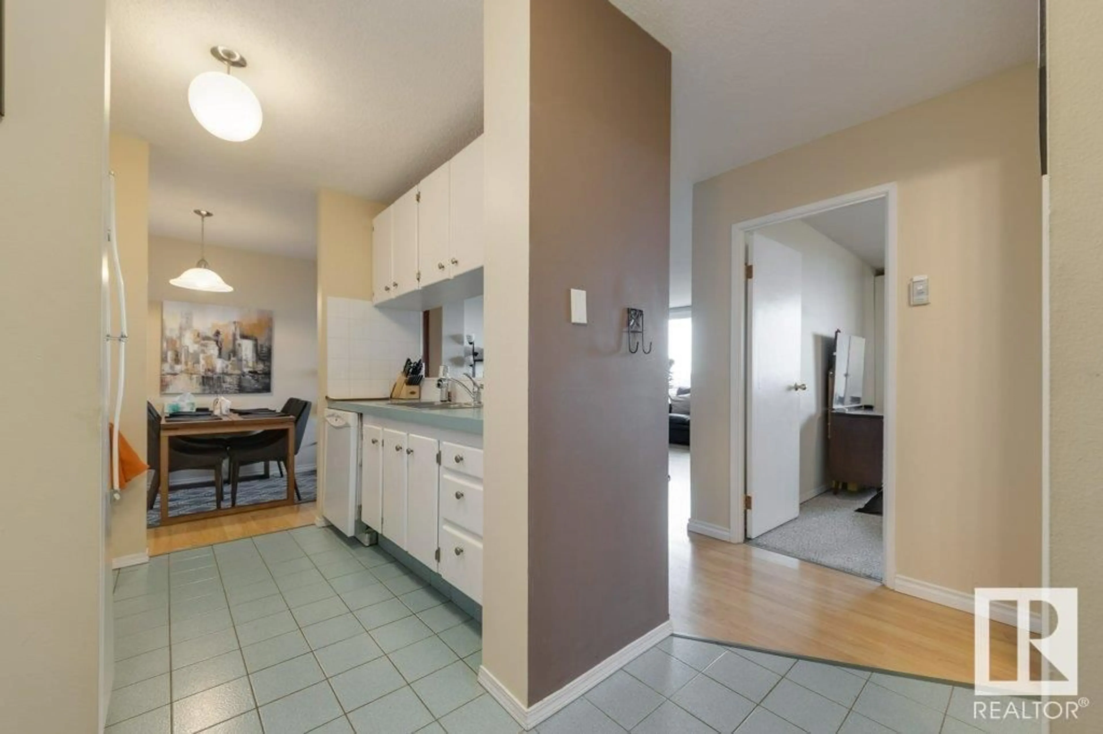 Unknown for 1106 - 8315 105 ST NW, Edmonton Alberta T6E4H4