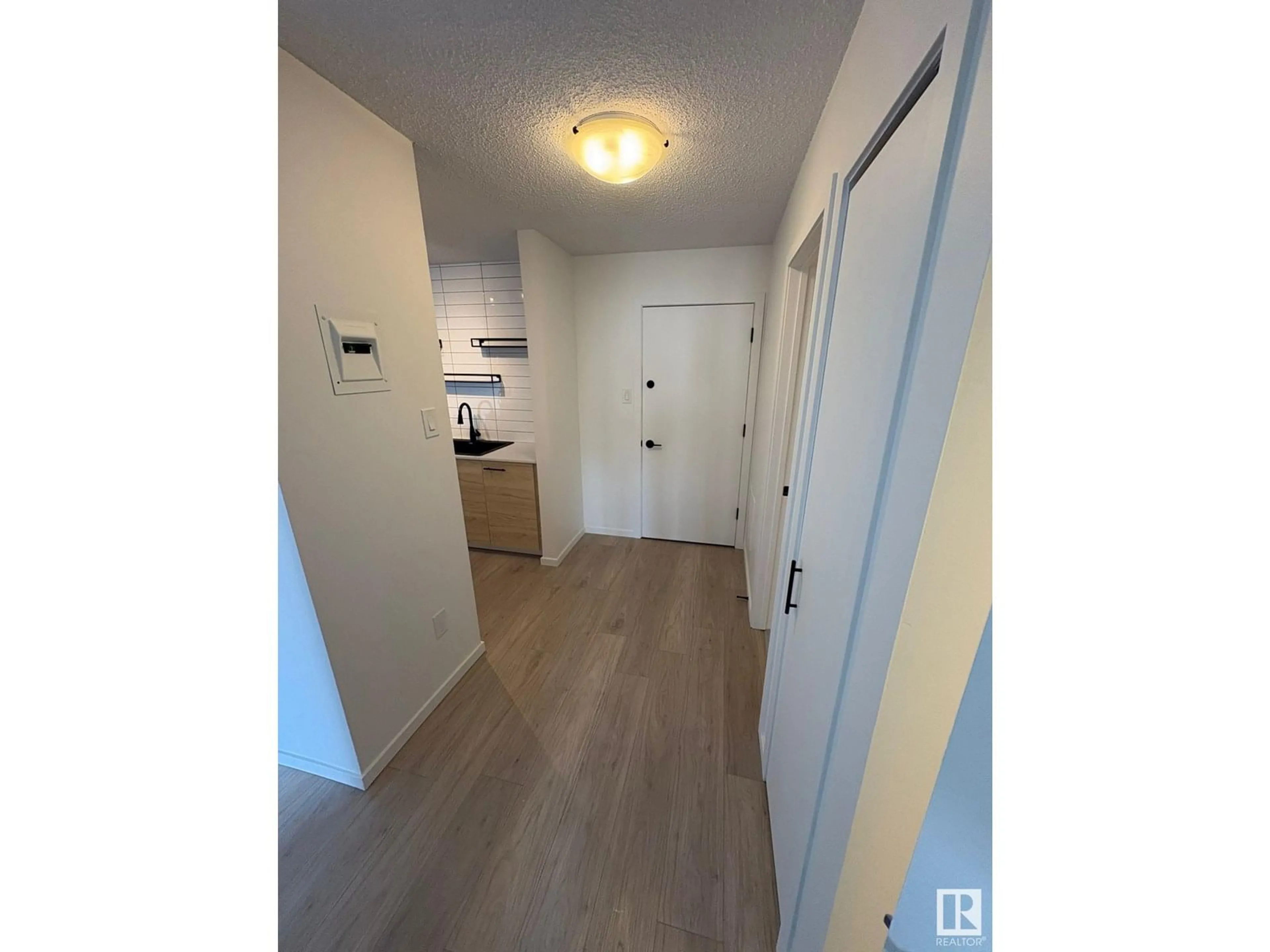A pic of a room for #302 - 10615 110 ST, Edmonton Alberta T5H3C7