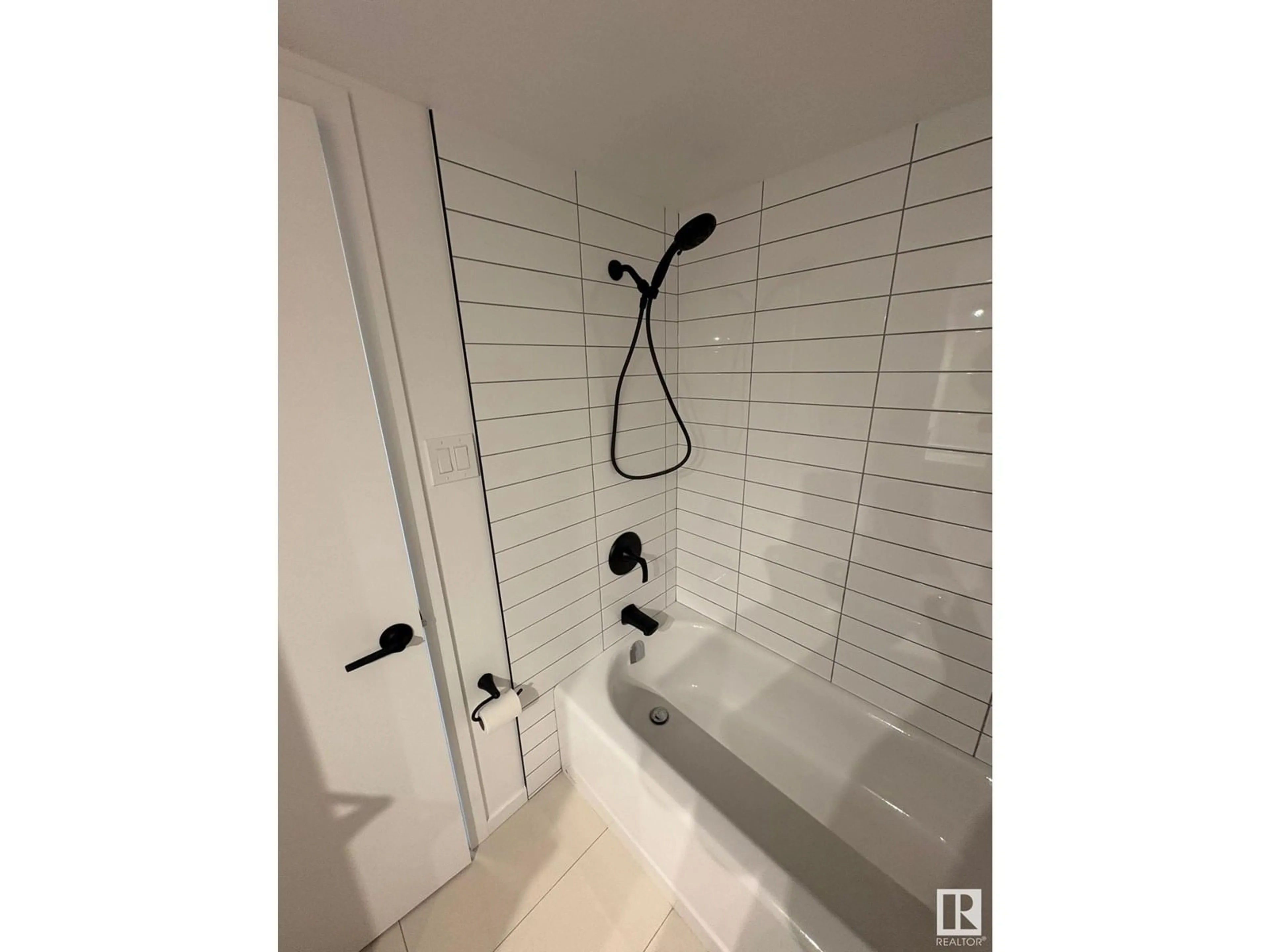 Contemporary bathroom, ceramic/tile floor for #302 - 10615 110 ST, Edmonton Alberta T5H3C7