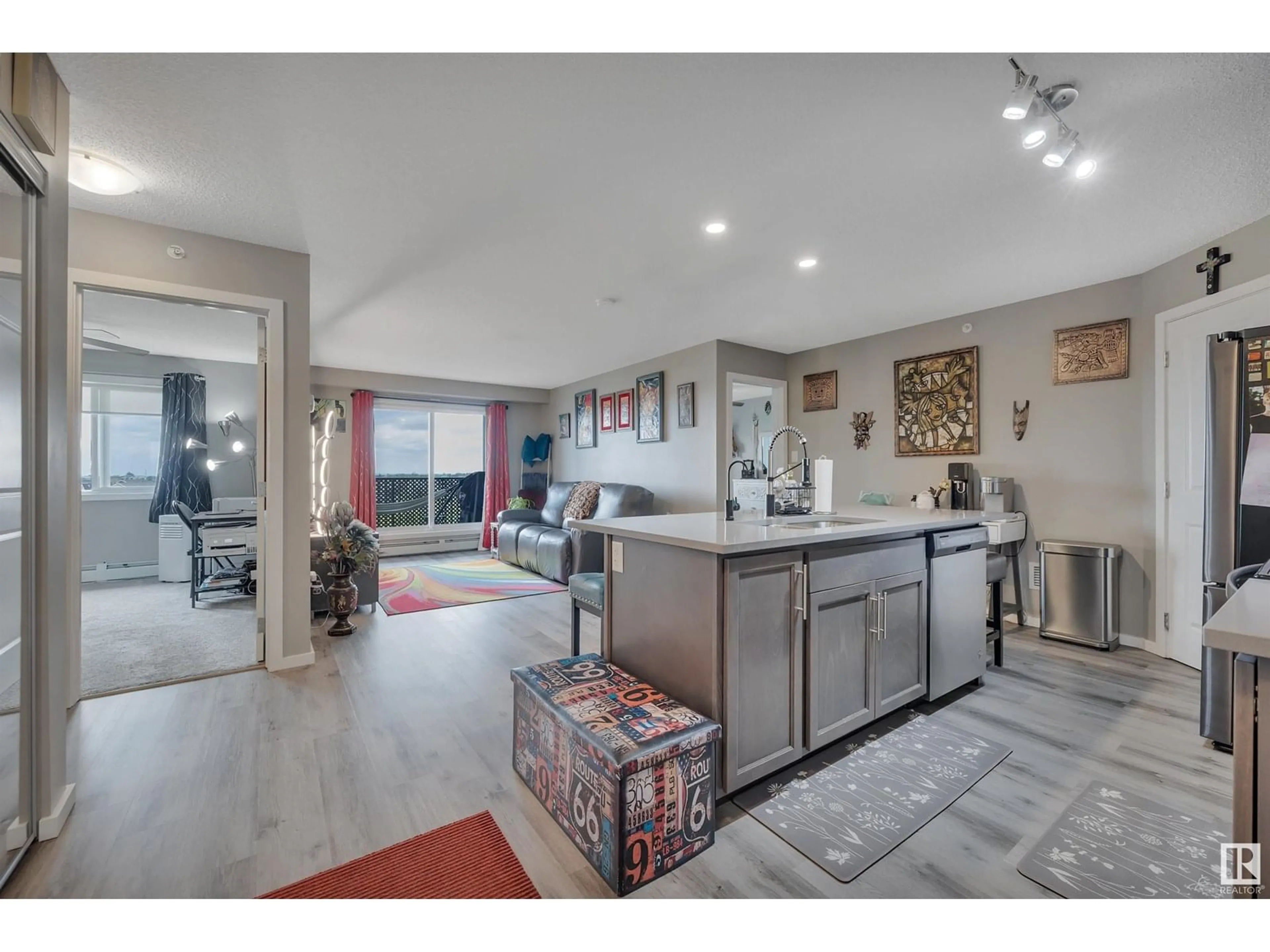 Open concept kitchen, unknown for 433 EBBERS BV, Edmonton Alberta T5Y4A4