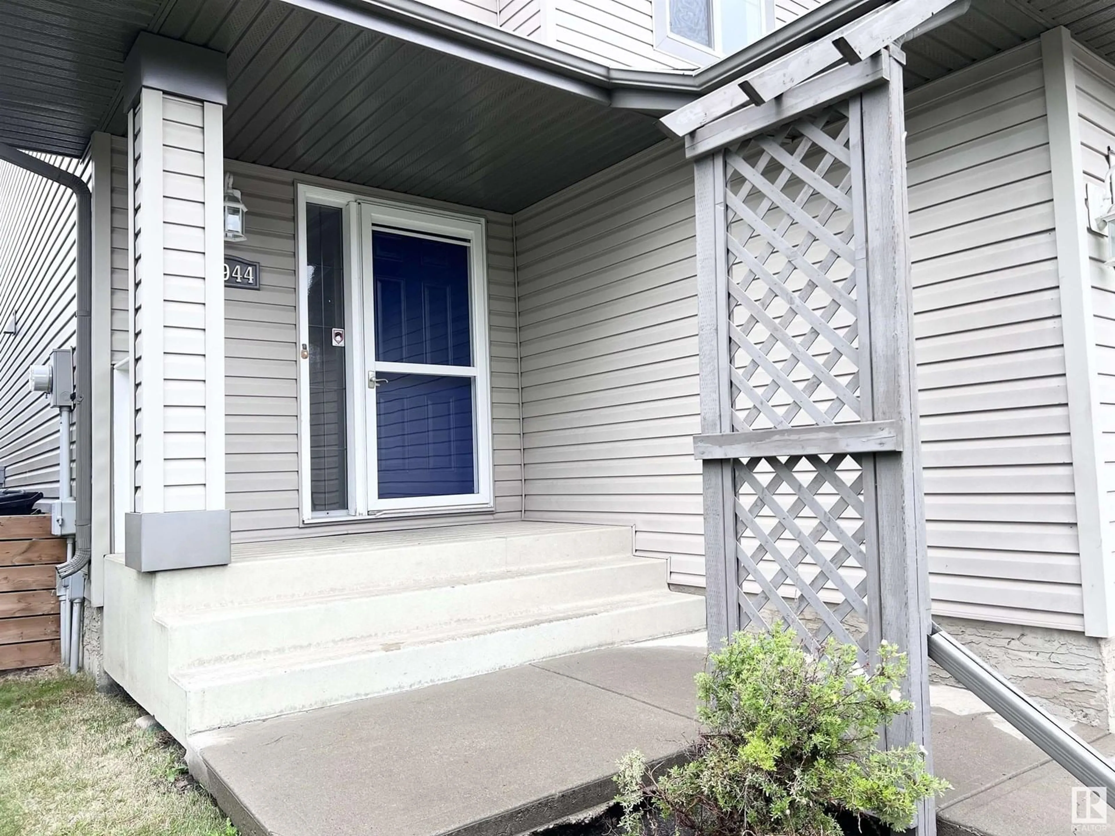Unknown for 13944 137 ST, Edmonton Alberta T6V1X3