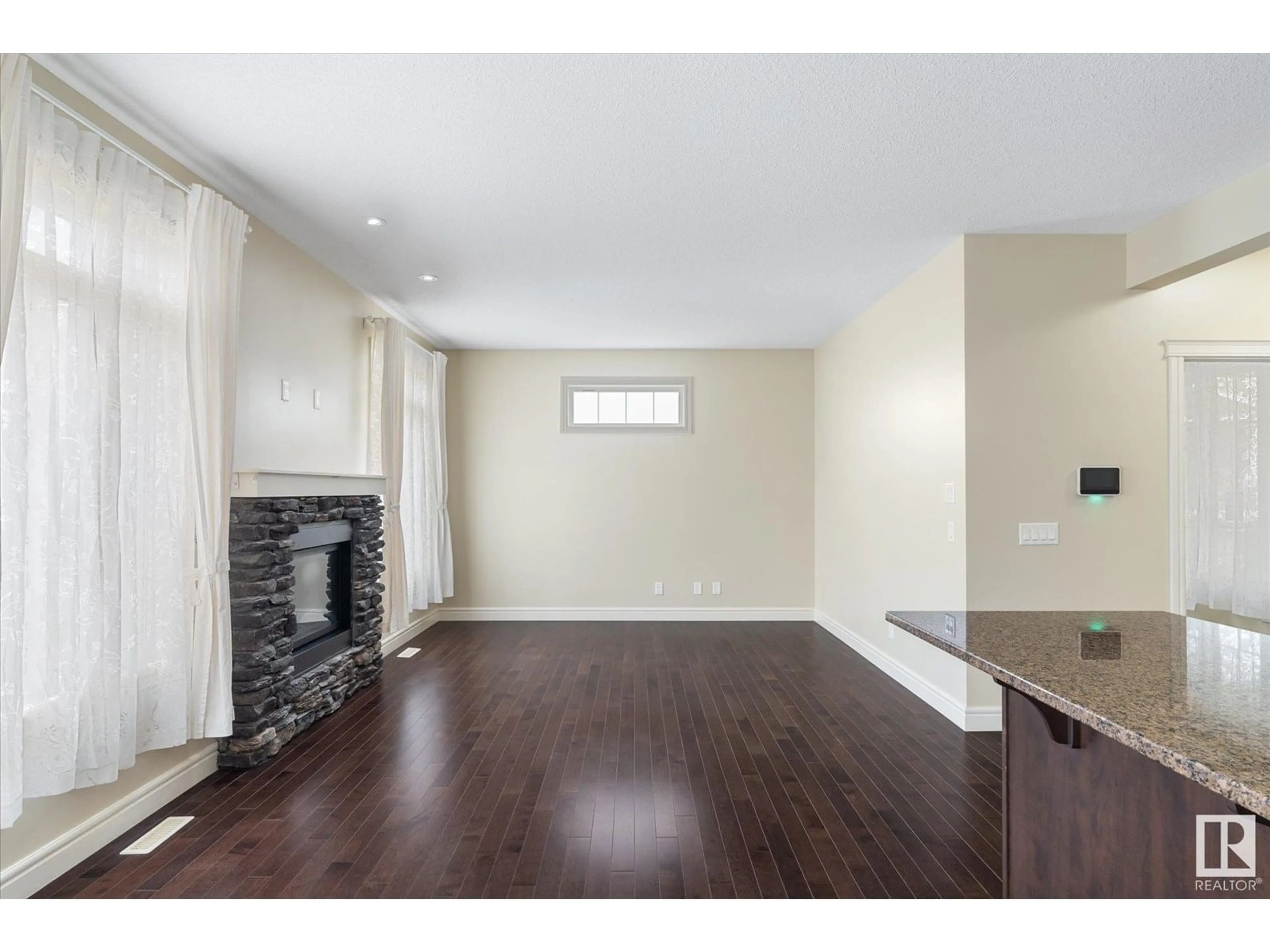 A pic of a room for 3863 AGAR GR, Edmonton Alberta T6W0W9