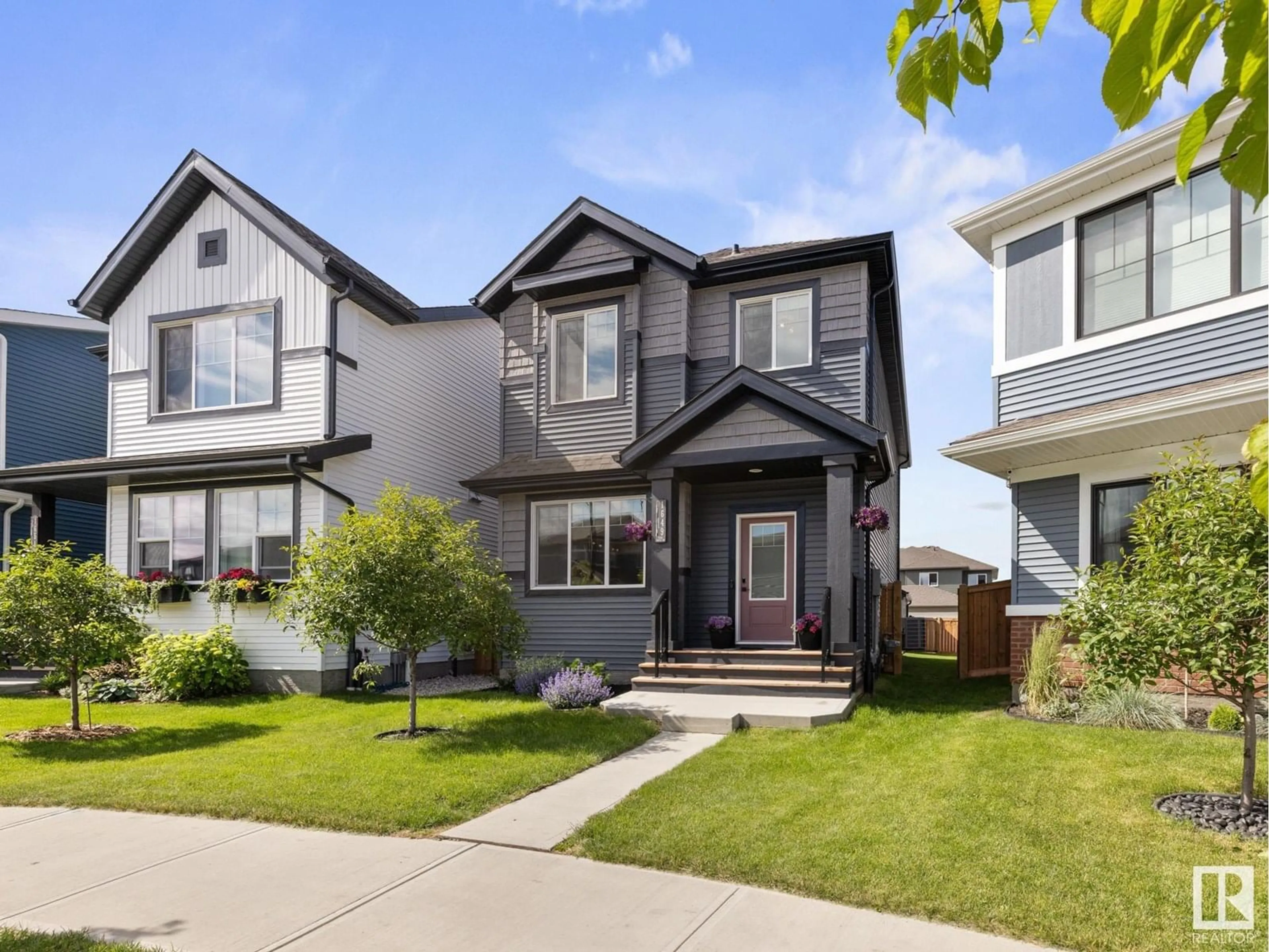 Home with vinyl exterior material, street for CI SW - 1649 PLUM CIRCLE, Edmonton Alberta T6X2Y5