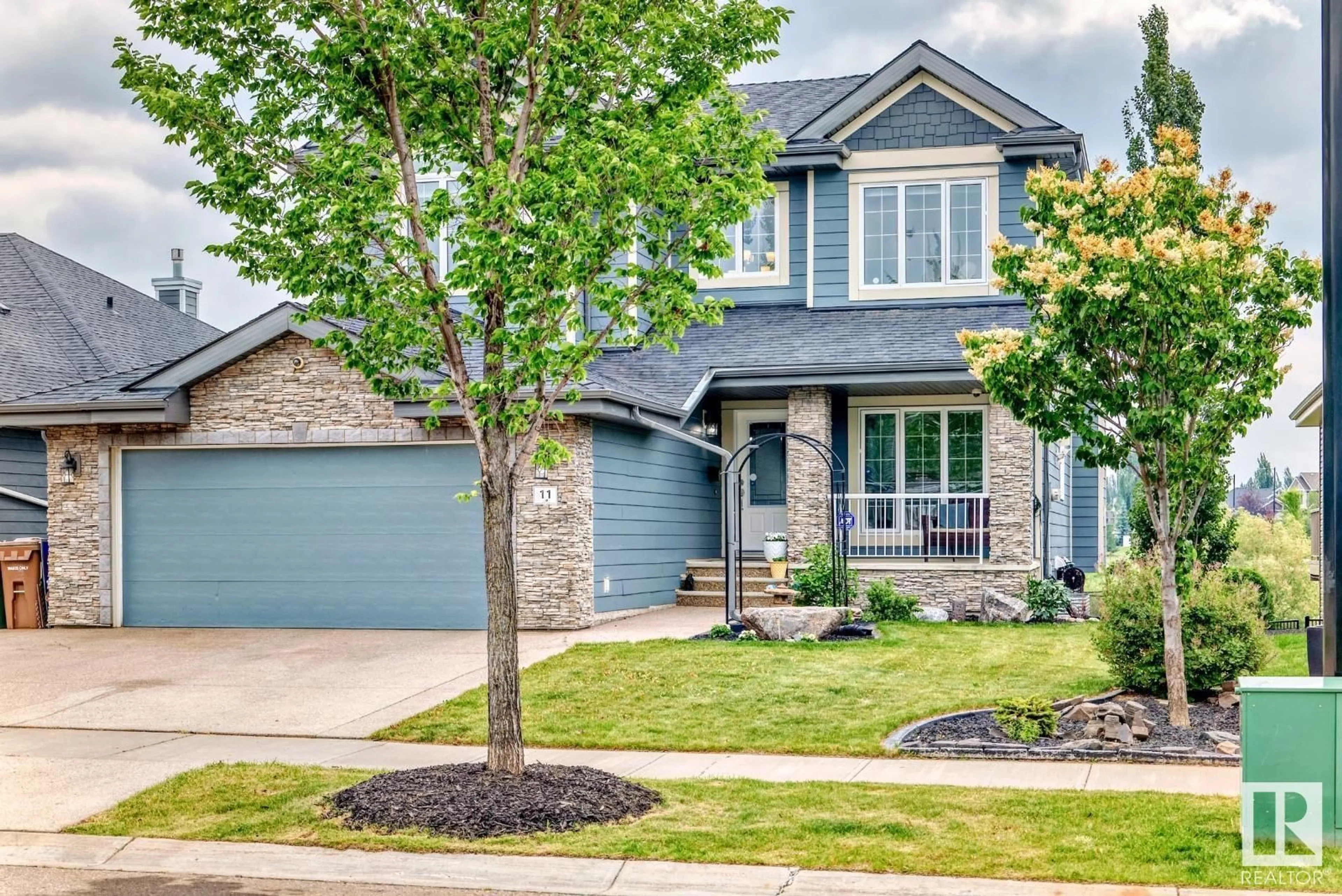 Home with brick exterior material, street for 11 EDGEWATER TERR, St. Albert Alberta T8N4G5