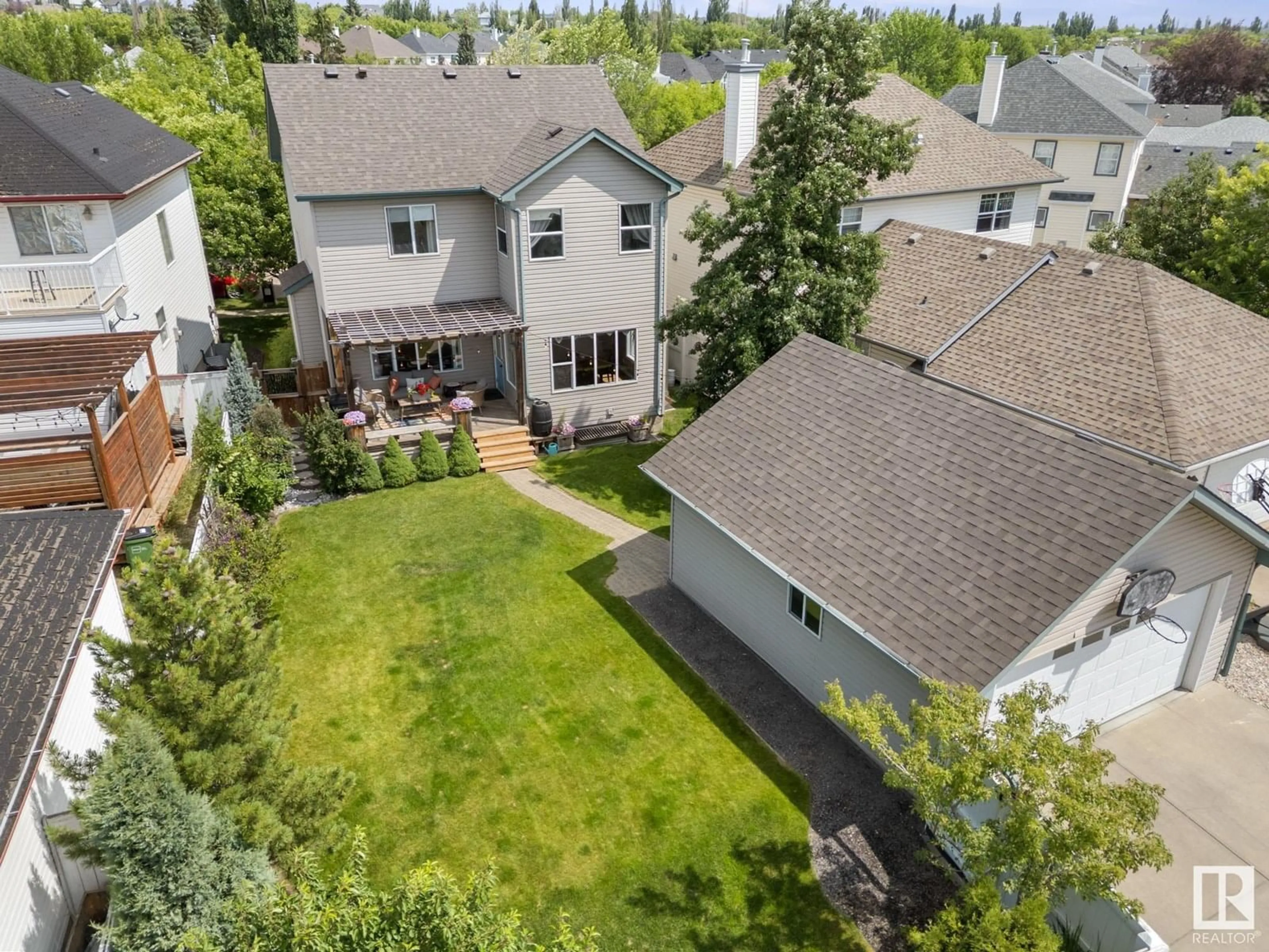 A pic from outside/outdoor area/front of a property/back of a property/a pic from drone, street for 1908 TANNER WD, Edmonton Alberta T6R2S6
