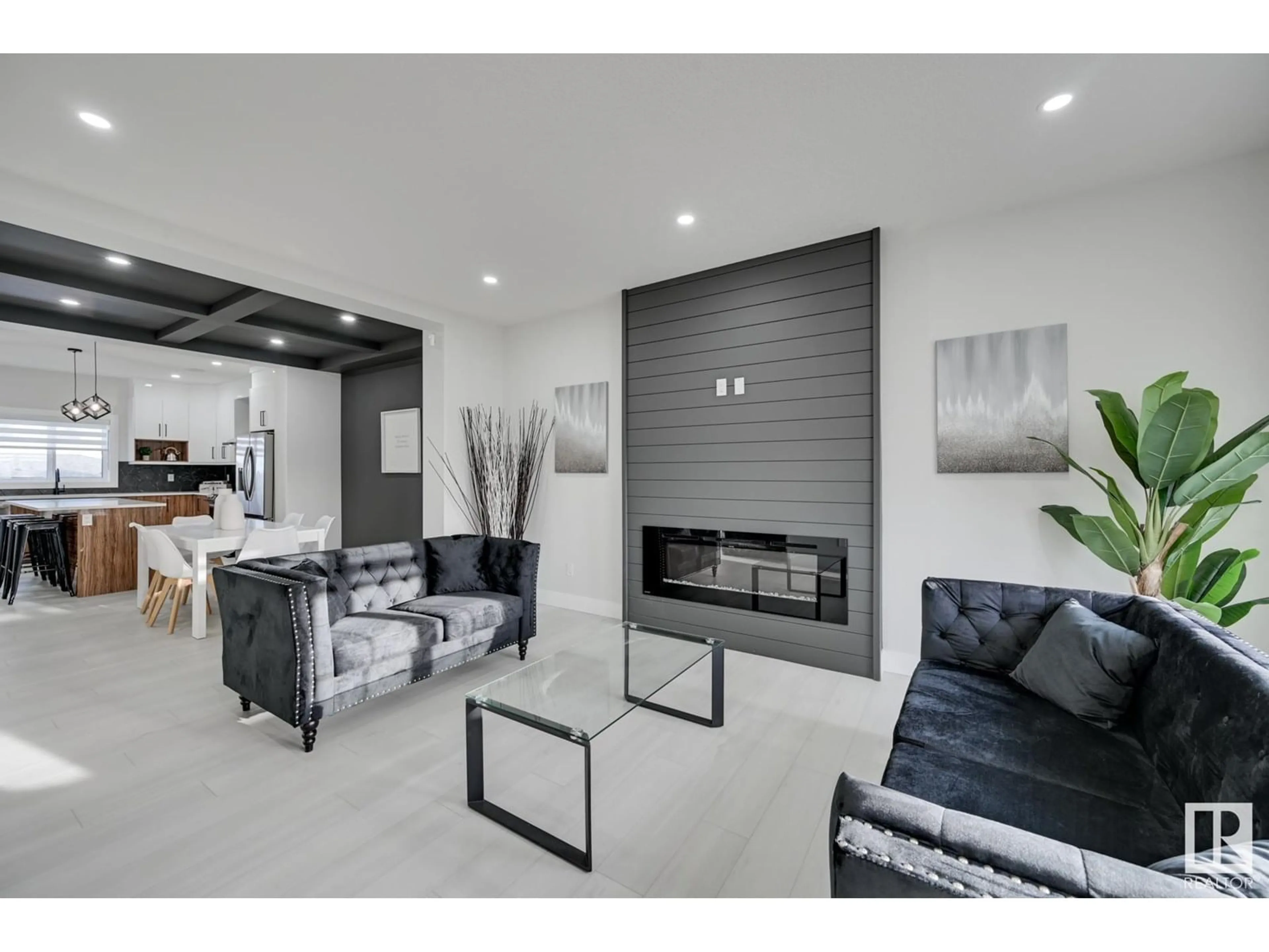 Living room with furniture, unknown for 2107 CROSSBILL LN, Edmonton Alberta T5S0T9
