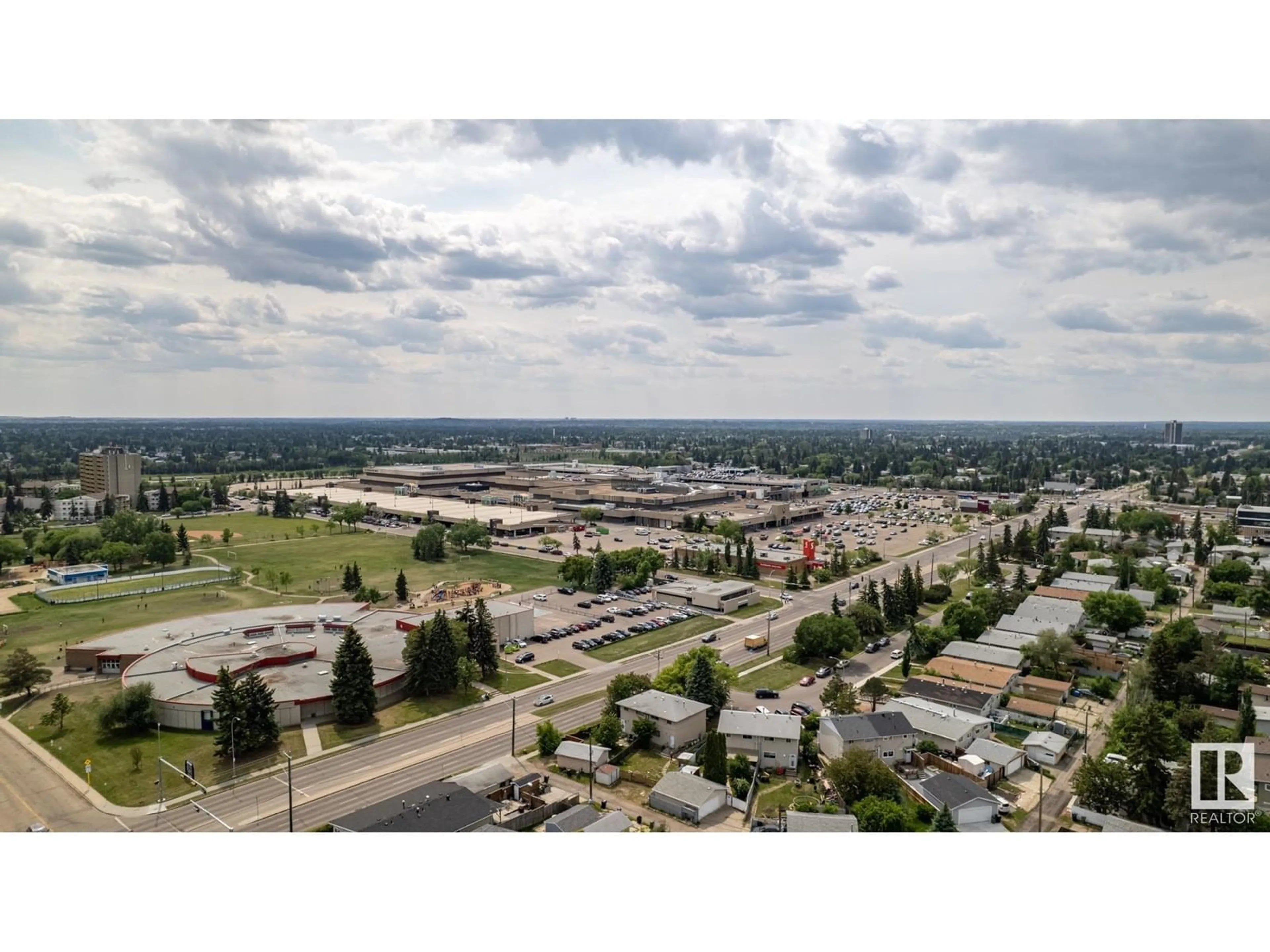 A pic from outside/outdoor area/front of a property/back of a property/a pic from drone, mountain view for NW - 10704 51 AV, Edmonton Alberta T6G0L2