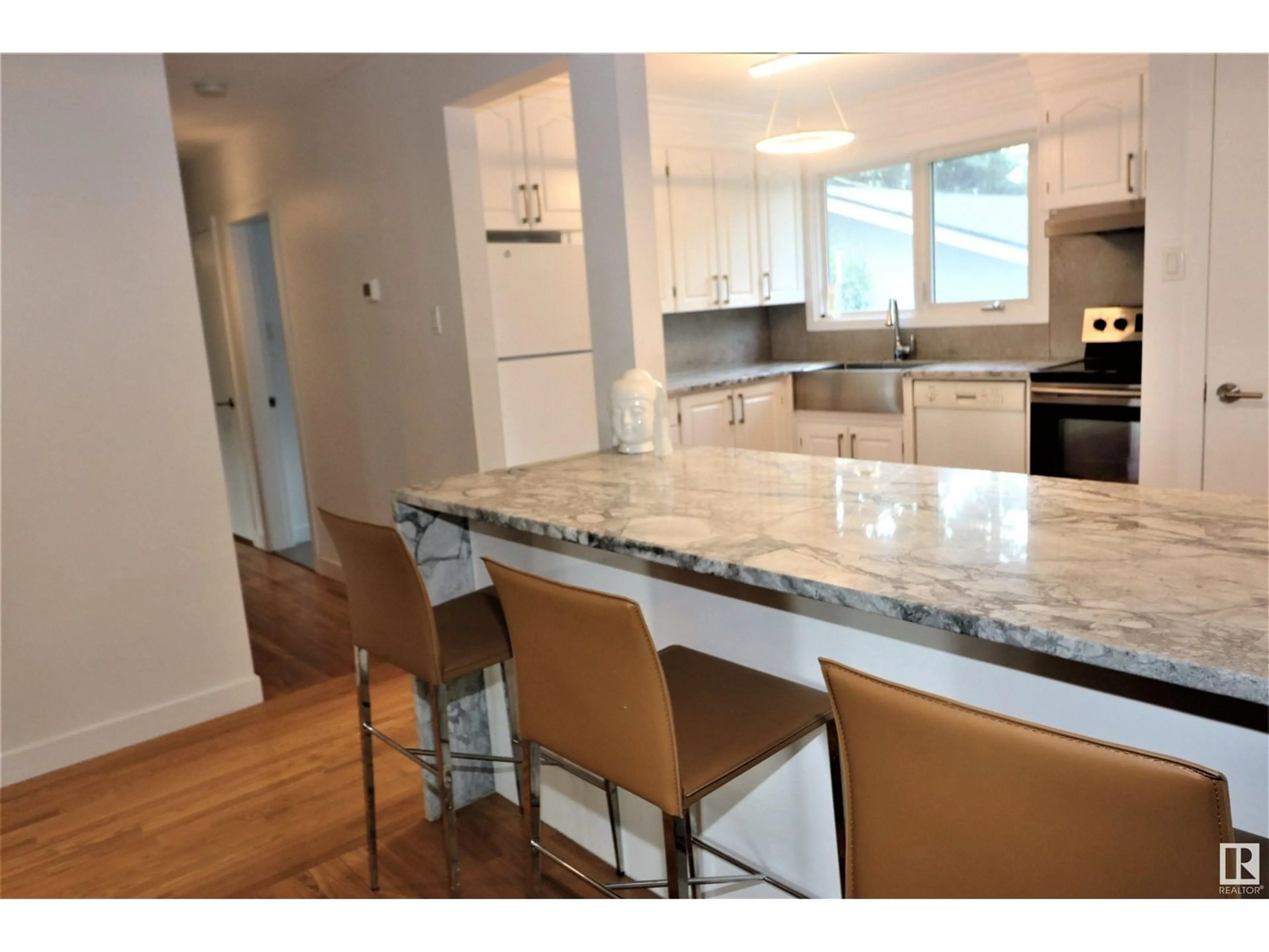 Open concept kitchen, unknown for 8528 64 AV, Edmonton Alberta T6E0H3