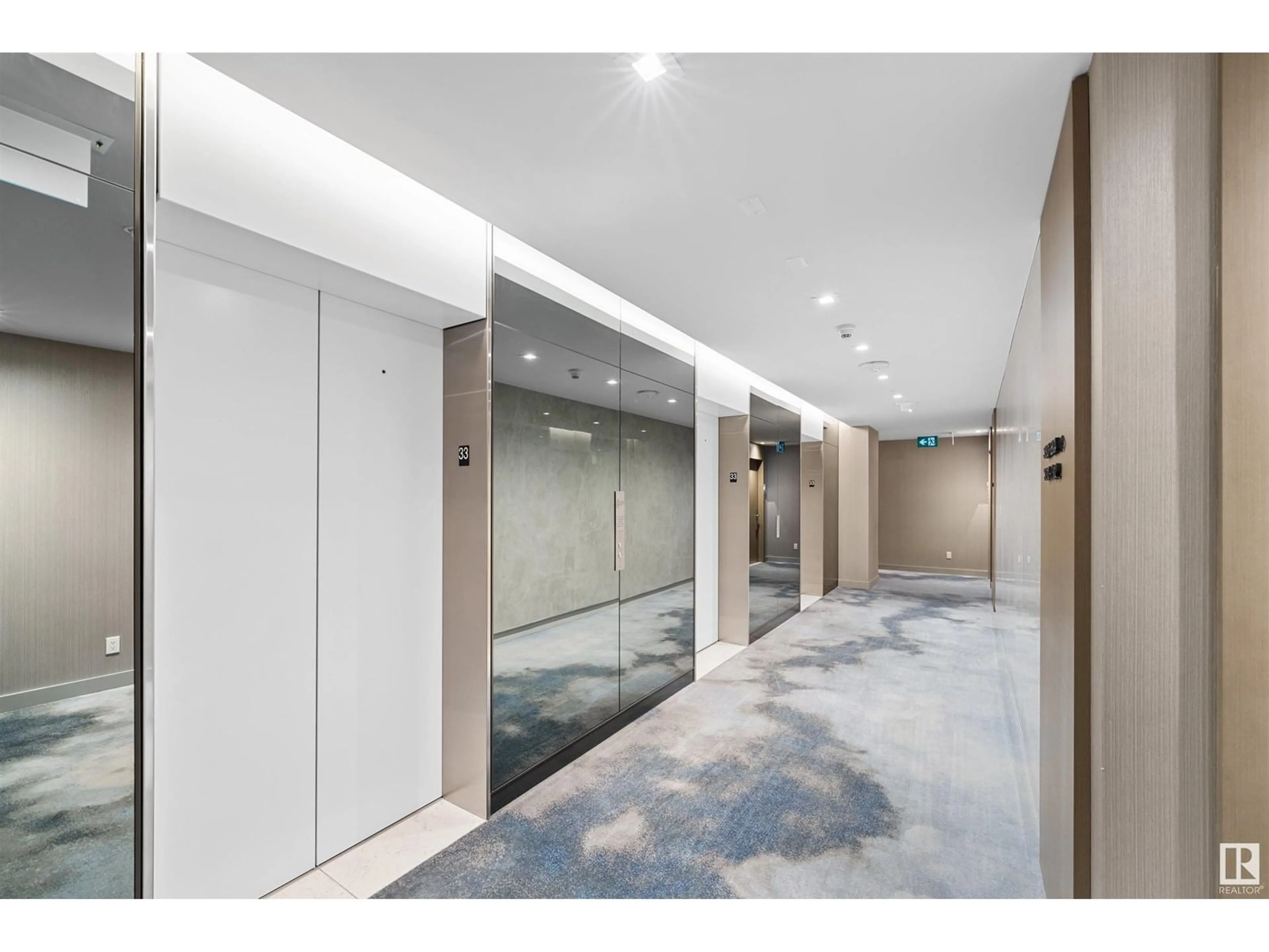 Indoor foyer for 10360 - 3310 102 ST, Edmonton Alberta T5J0K6