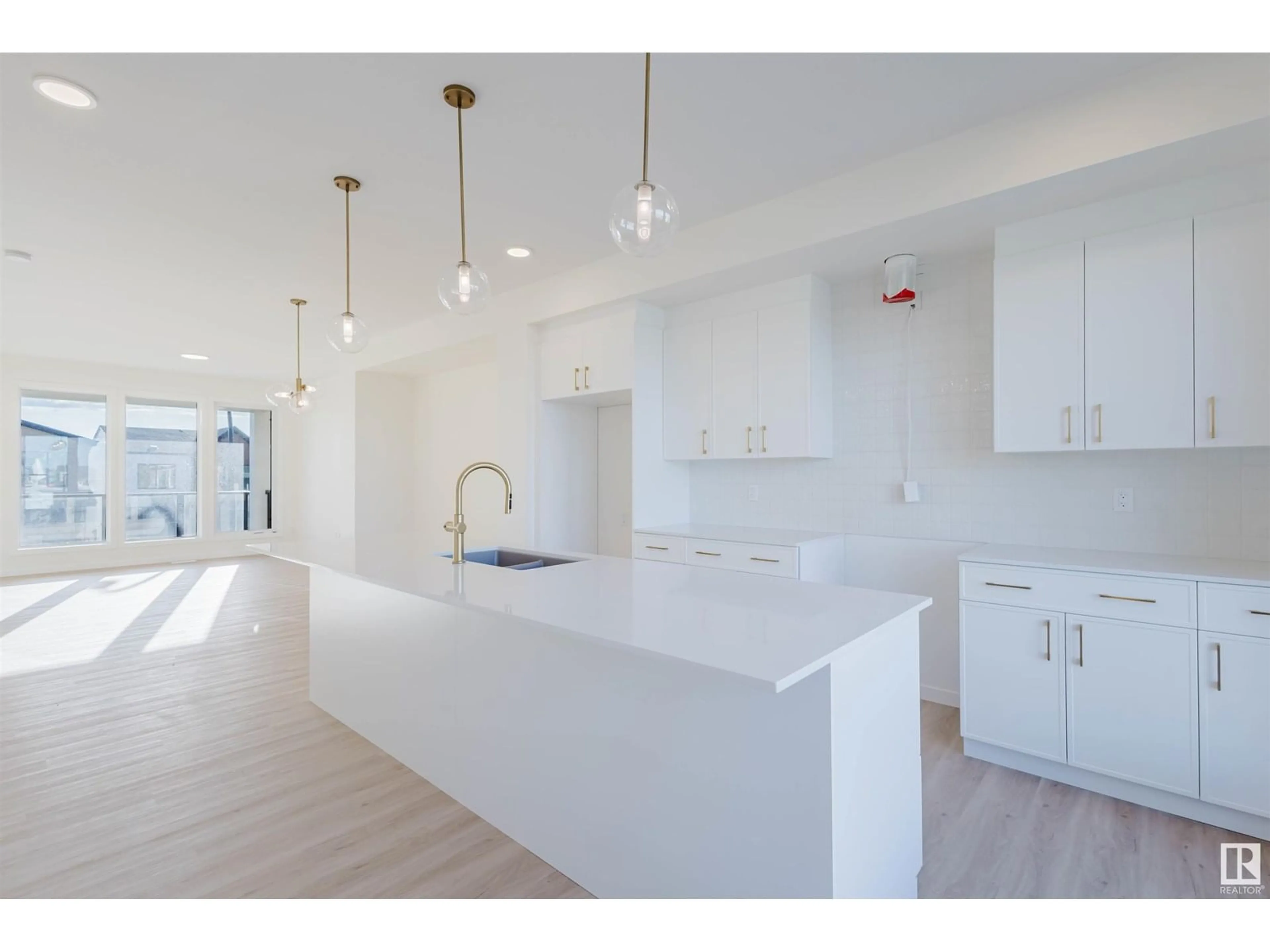 Open concept kitchen, ceramic/tile floor for 463 33 ST, Edmonton Alberta T6X3C9