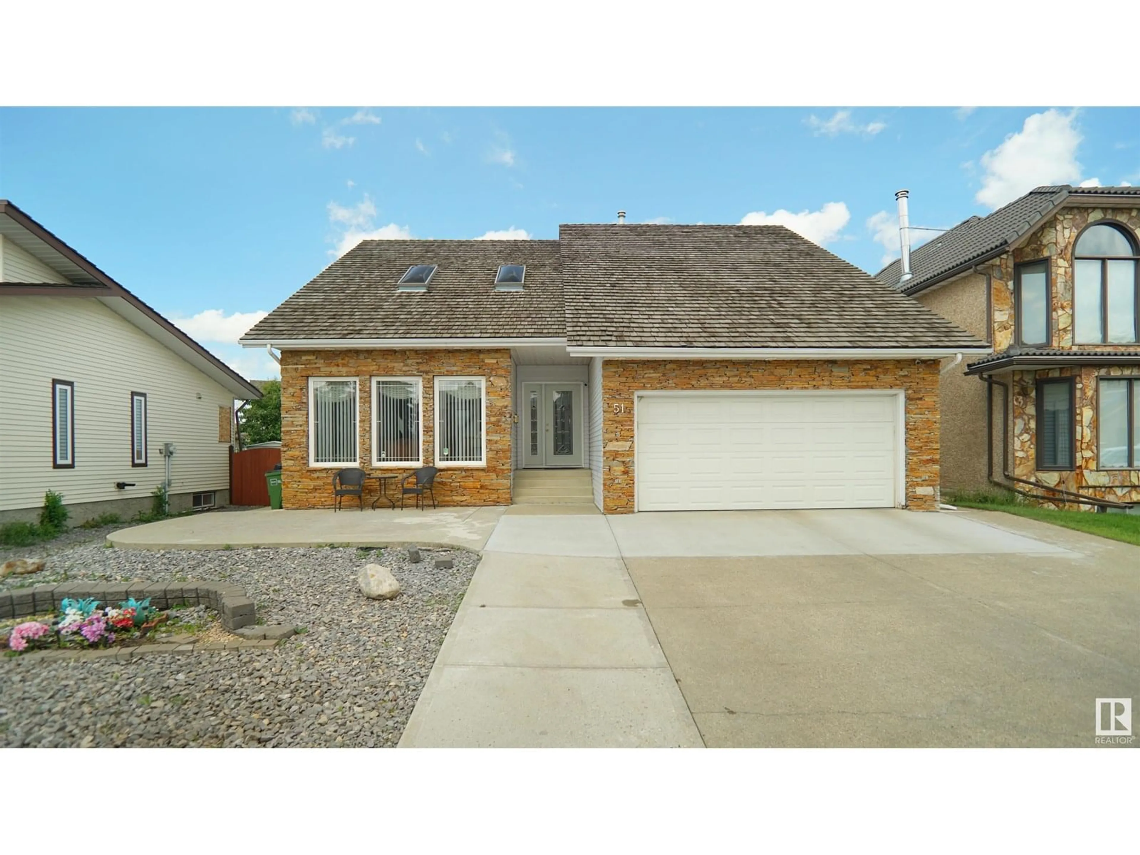 Home with vinyl exterior material, street for NW - 51 CASTLE KEEP KE, Edmonton Alberta T5X5K6