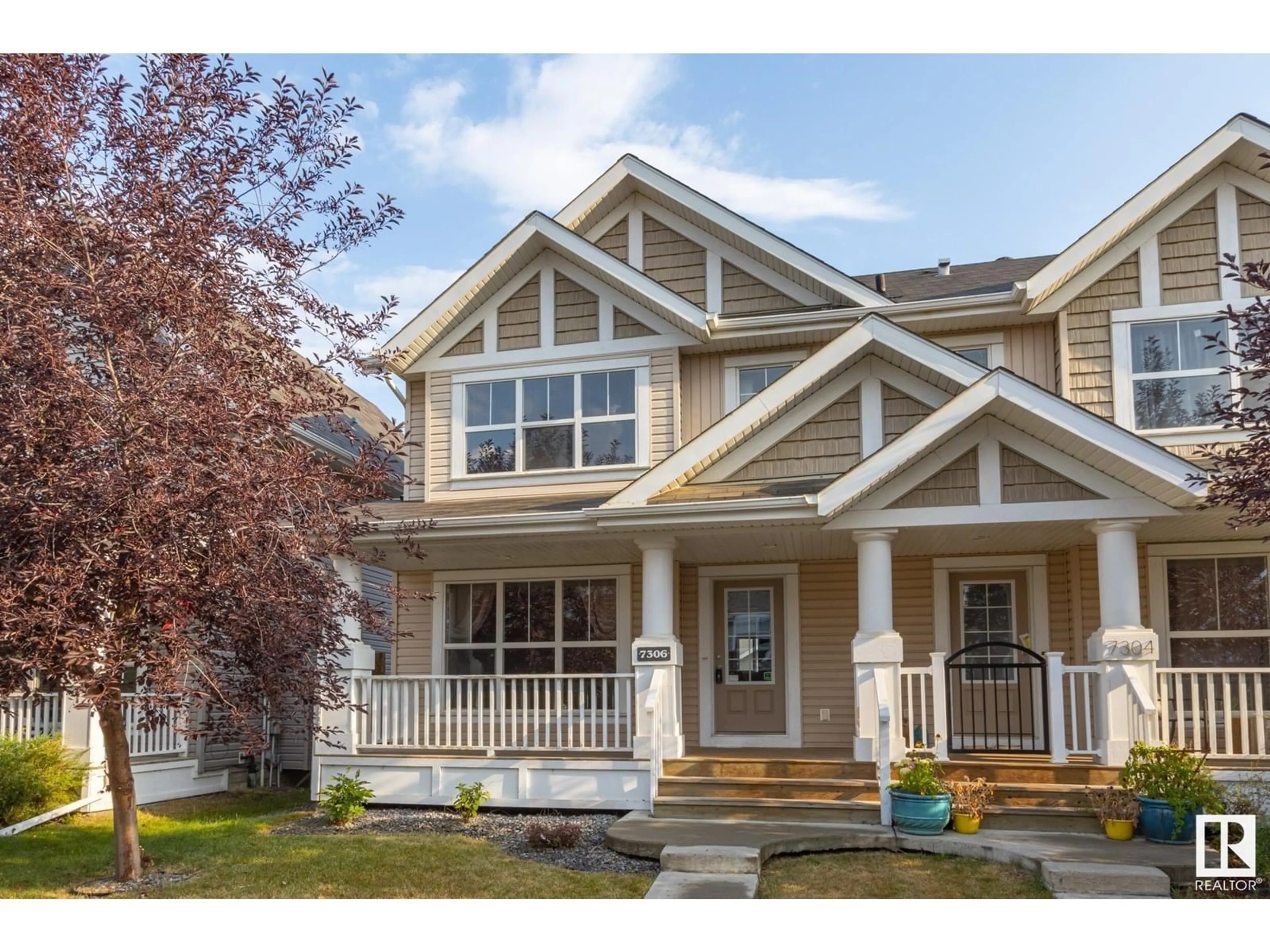 Home with vinyl exterior material, street for 7306 22 AV, Edmonton Alberta T6X0V6