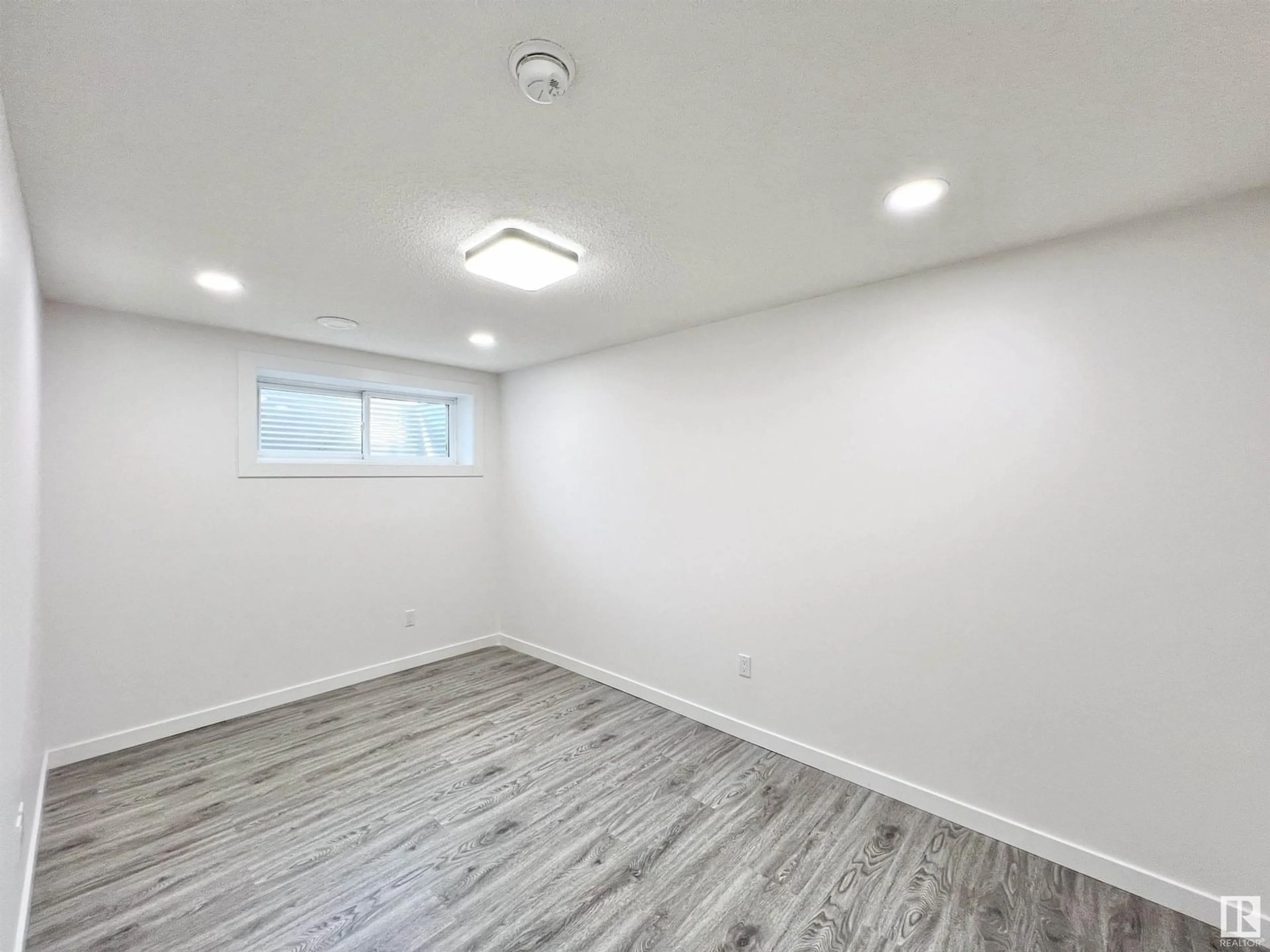 A pic of a room for 11507 16 AV, Edmonton Alberta T6W0Z9