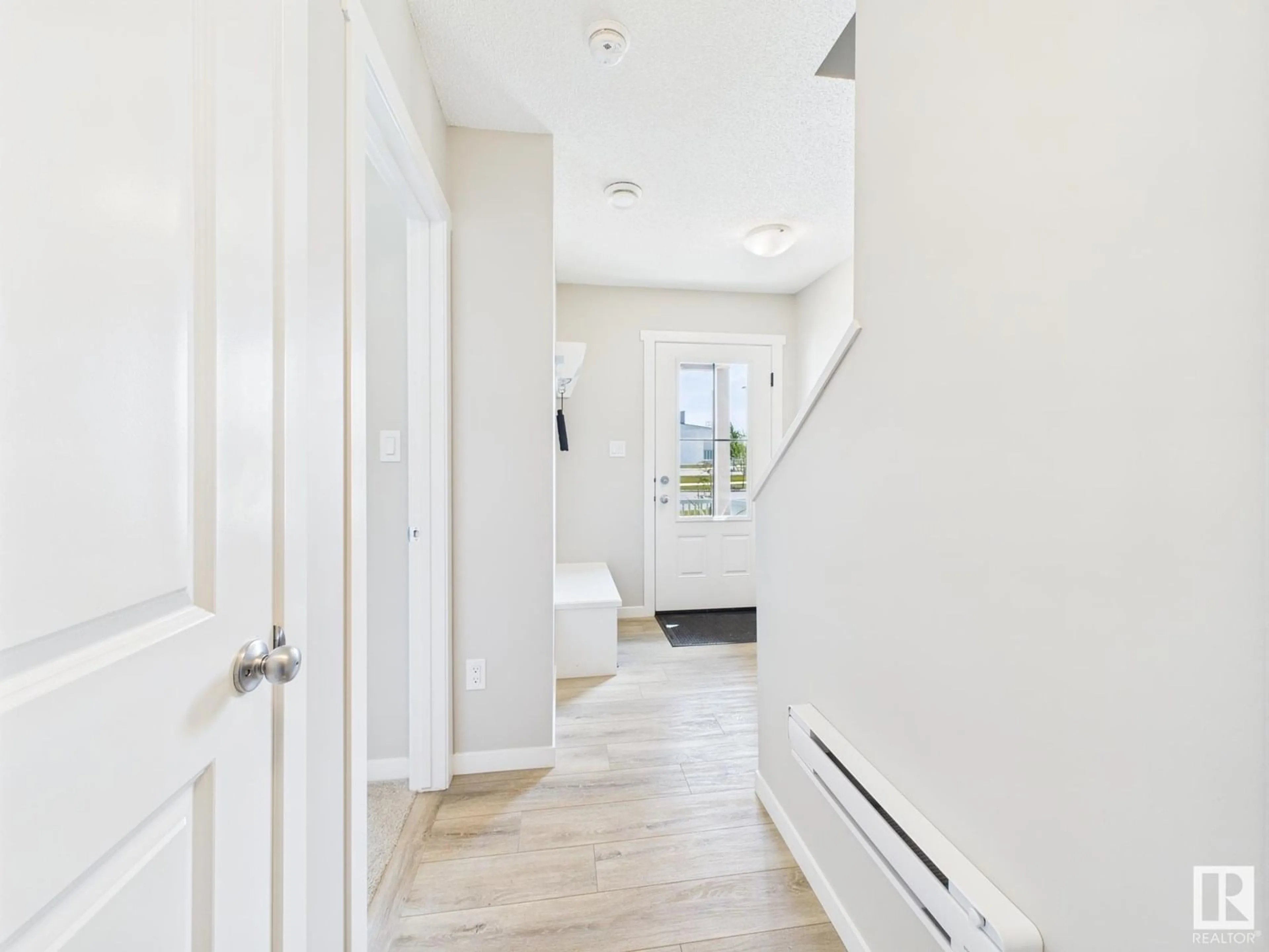 Indoor entryway for 26 JENSEN GA, St. Albert Alberta T8N7Y5