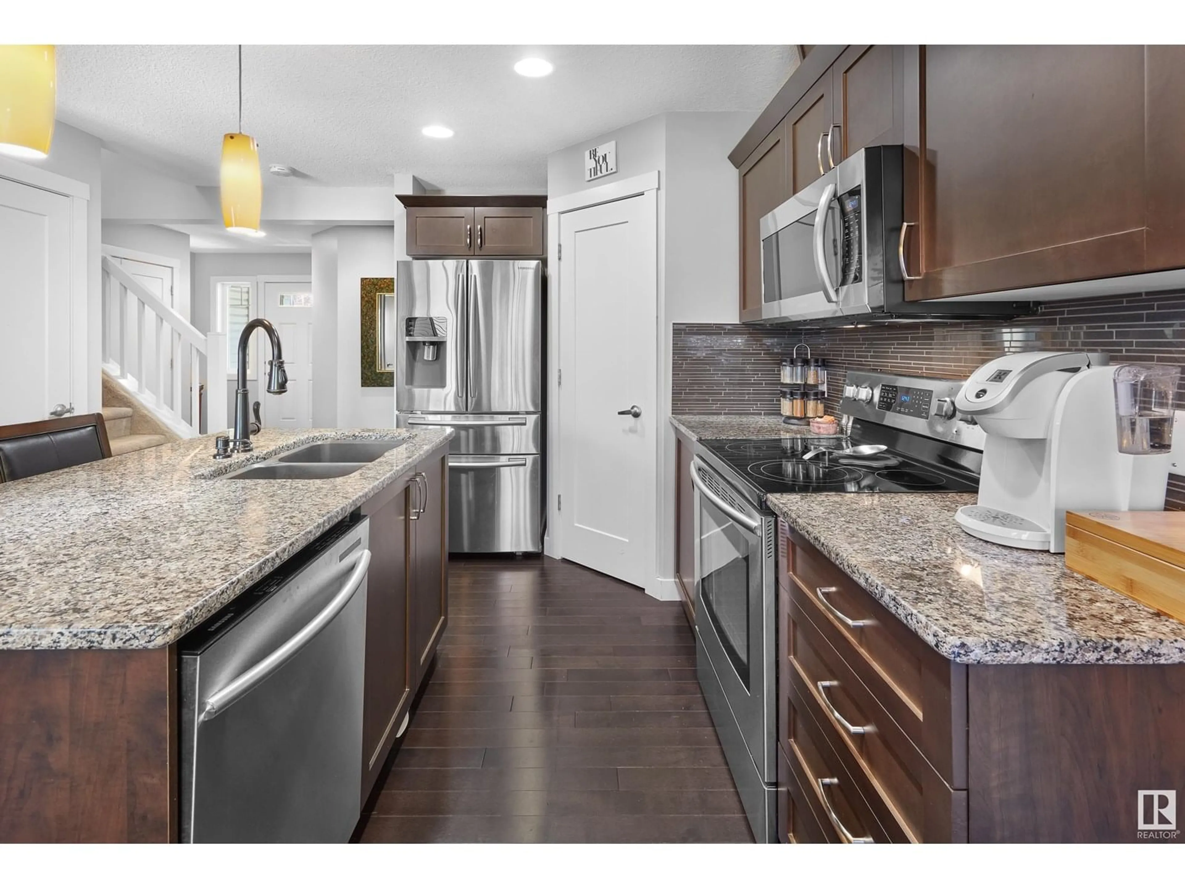 Open concept kitchen, unknown for 560 CHAPPELLE DR, Edmonton Alberta T6W2B5