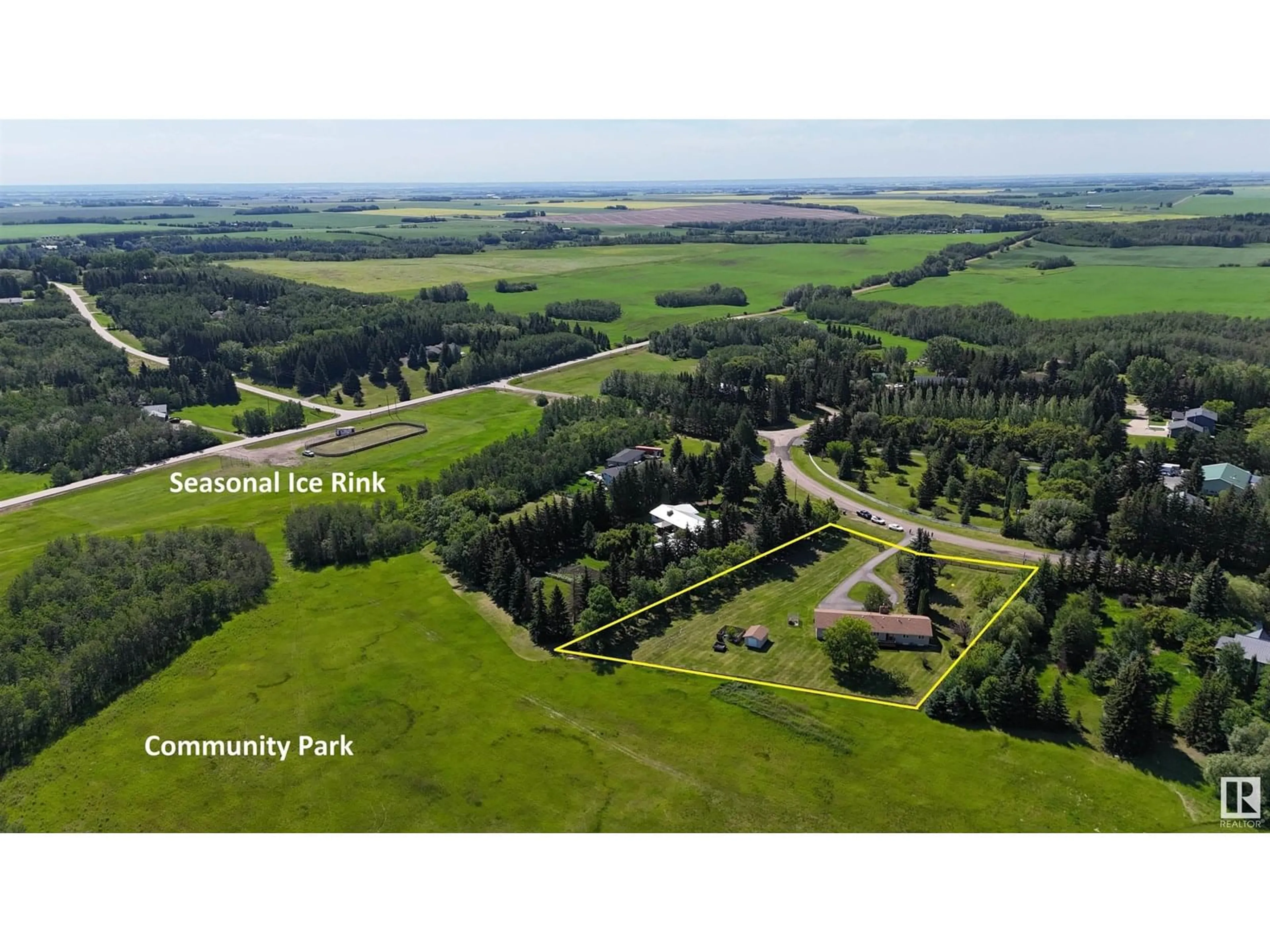 A pic from outside/outdoor area/front of a property/back of a property/a pic from drone, forest/trees view for 61 24213 TWP ROAD ROAD, Rural Sturgeon County Alberta T8T1X9