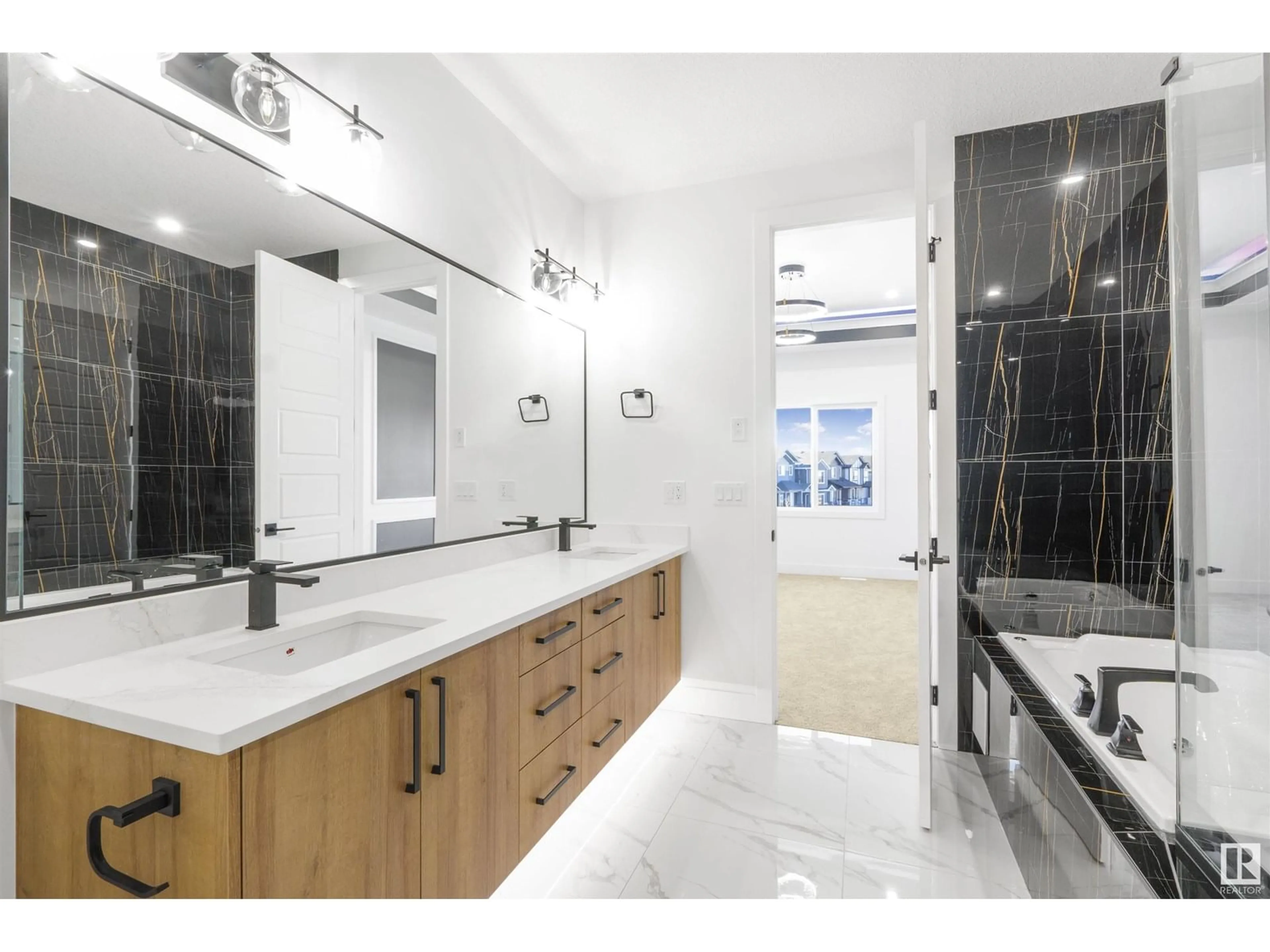 Contemporary bathroom, ceramic/tile floor for 3513 42 AV, Beaumont Alberta T4X3A7