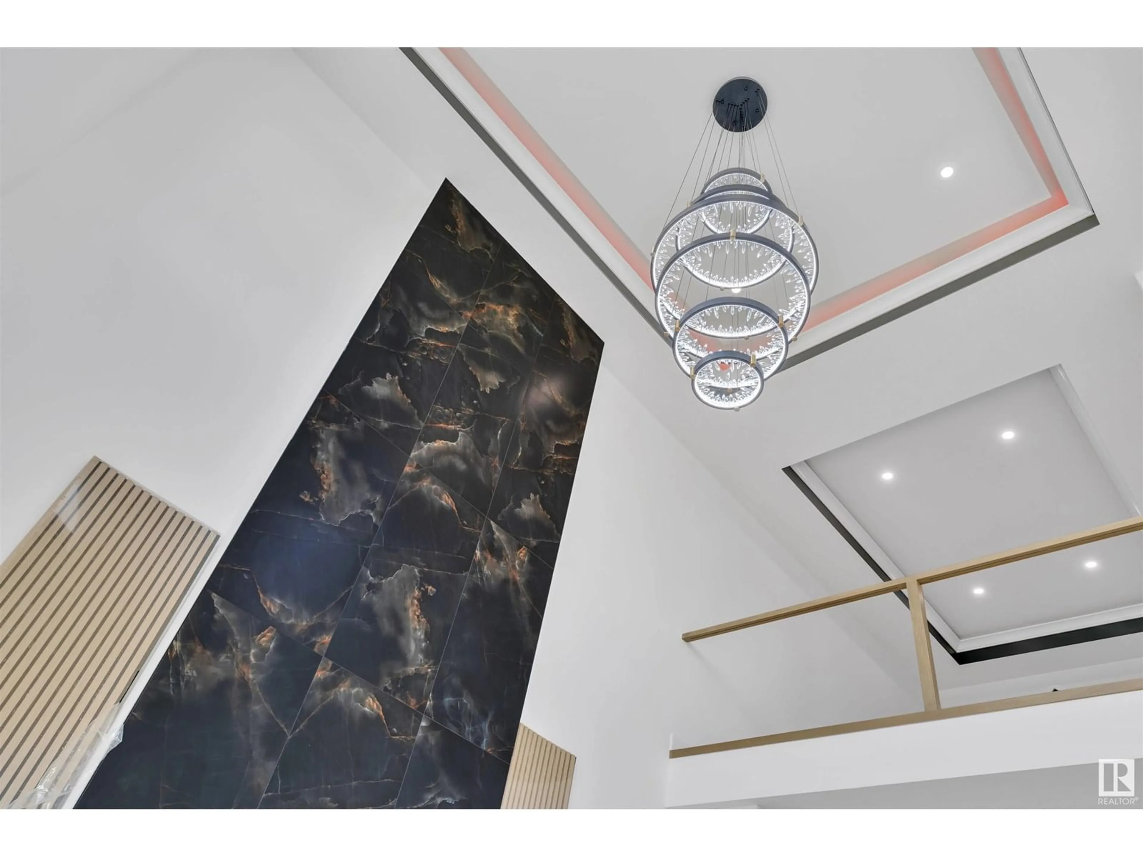 Indoor foyer for 3521 42 AV, Beaumont Alberta T4X3A7
