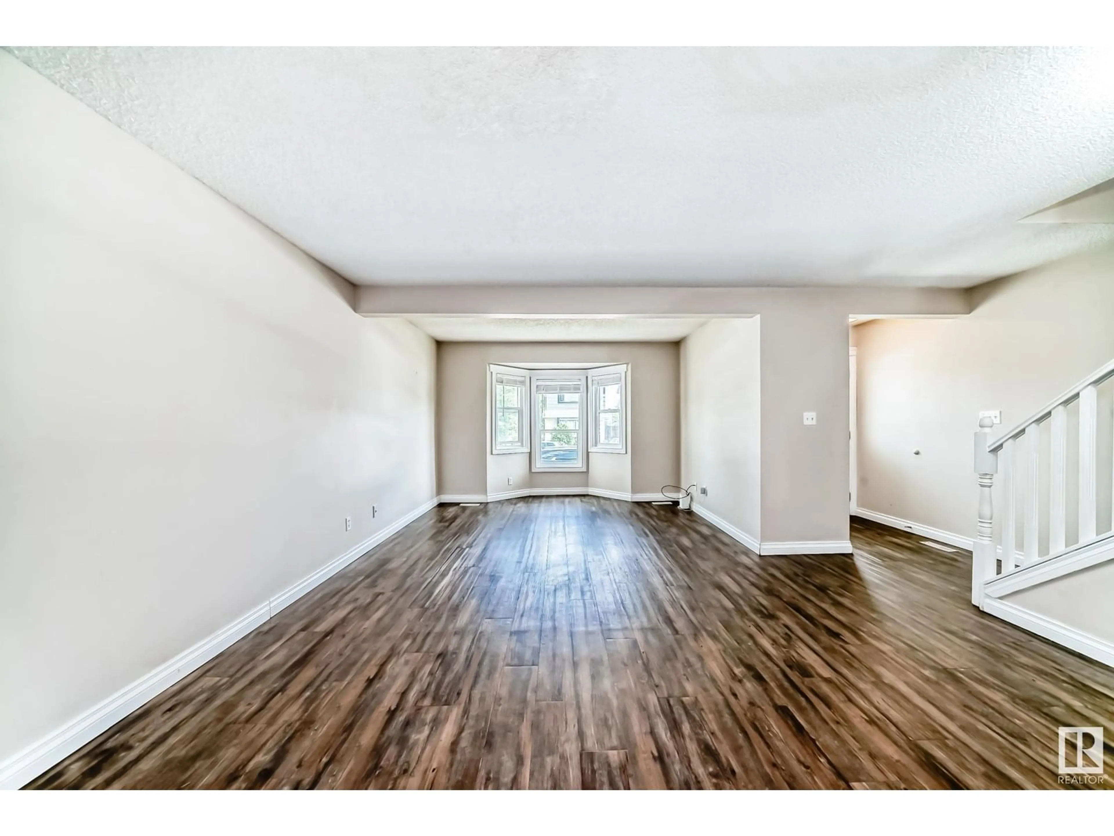 A pic of a room for 308 KIRKPATRICK CR, Edmonton Alberta T6L5E1
