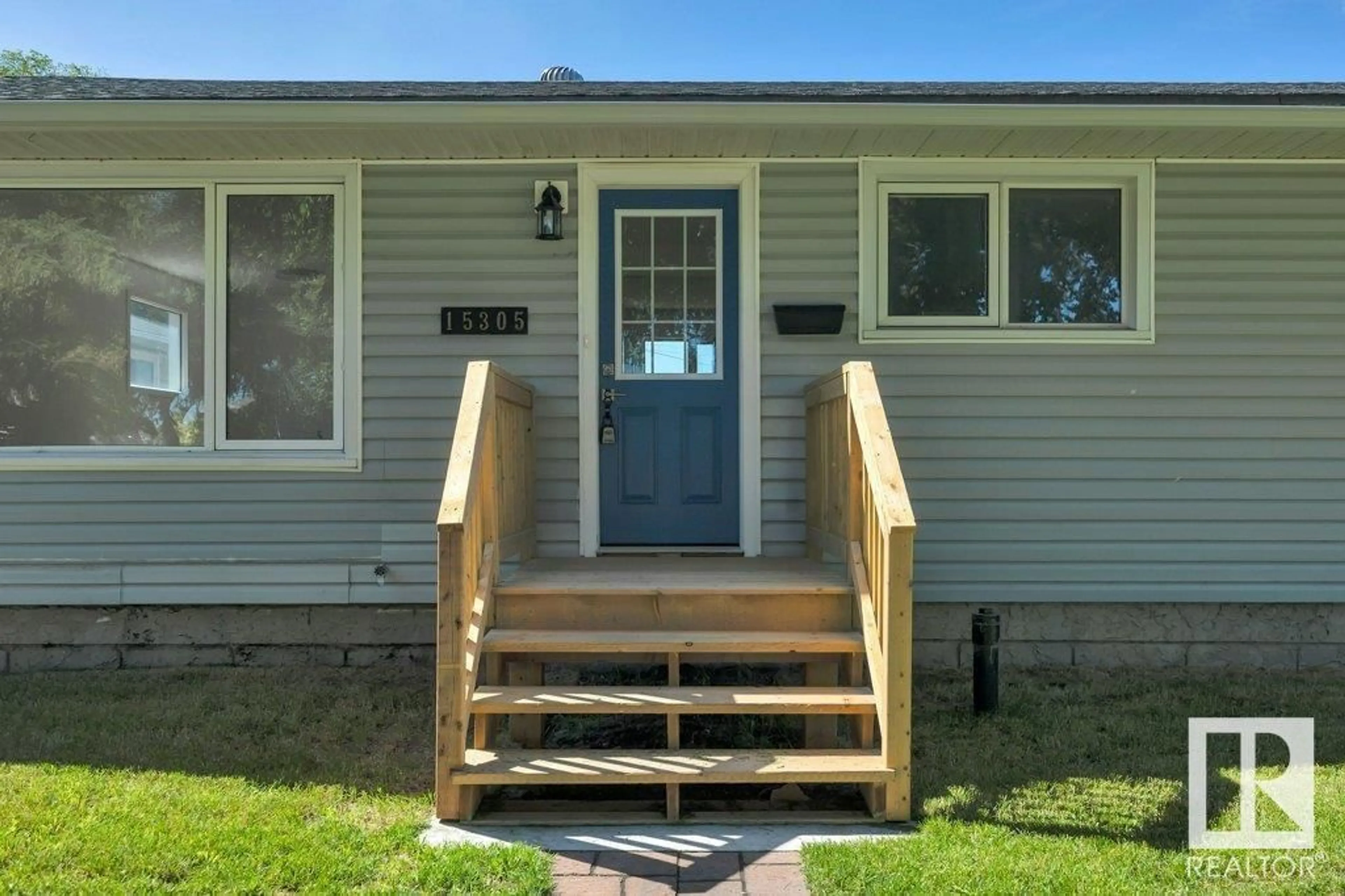 Home with vinyl exterior material, street for 15305 110A AV, Edmonton Alberta T5P1H4
