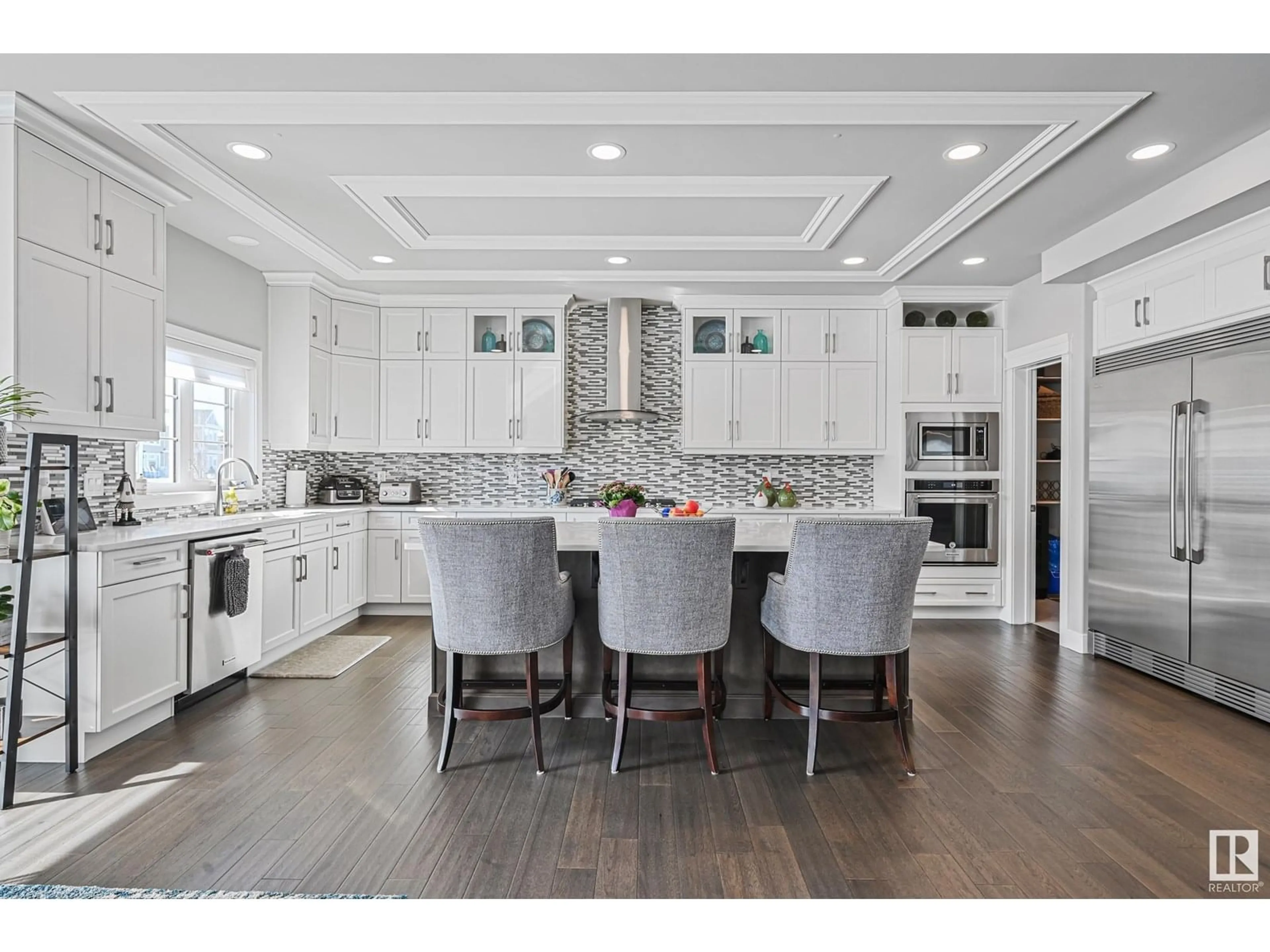 Open concept kitchen, ceramic/tile floor for NW - 4735 WOOLSEY CM, Edmonton Alberta T6W2B9