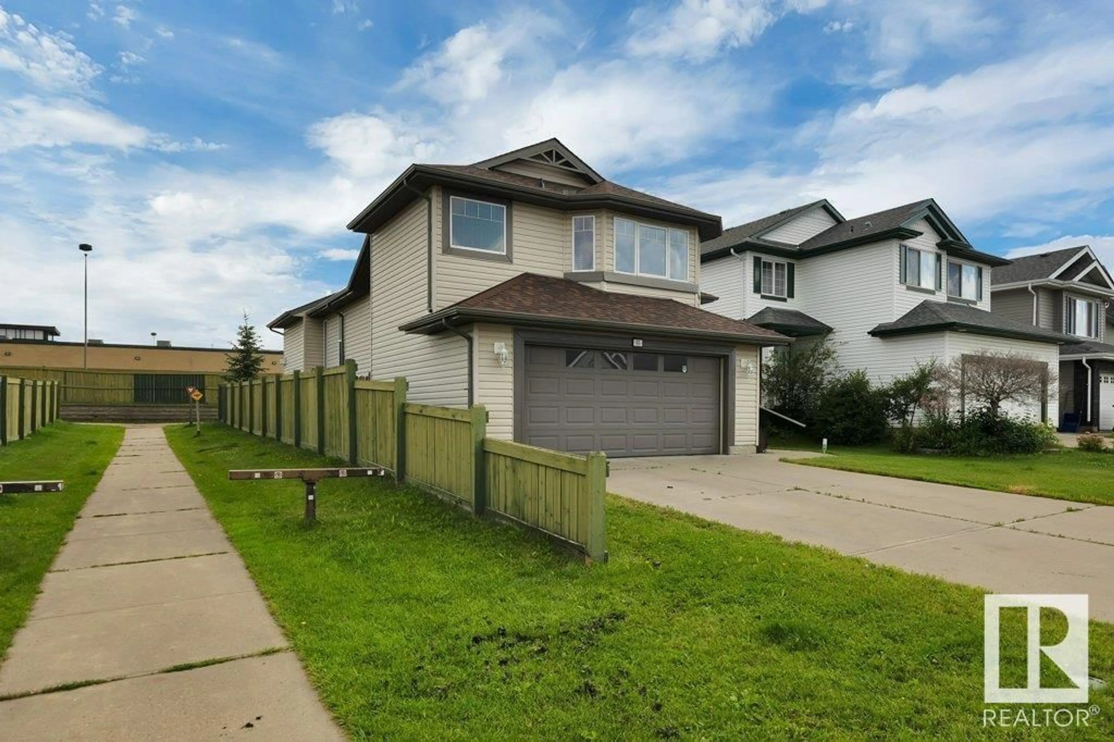 A pic from outside/outdoor area/front of a property/back of a property/a pic from drone, street for 57 CAVAN CR, Sherwood Park Alberta T8H2K6