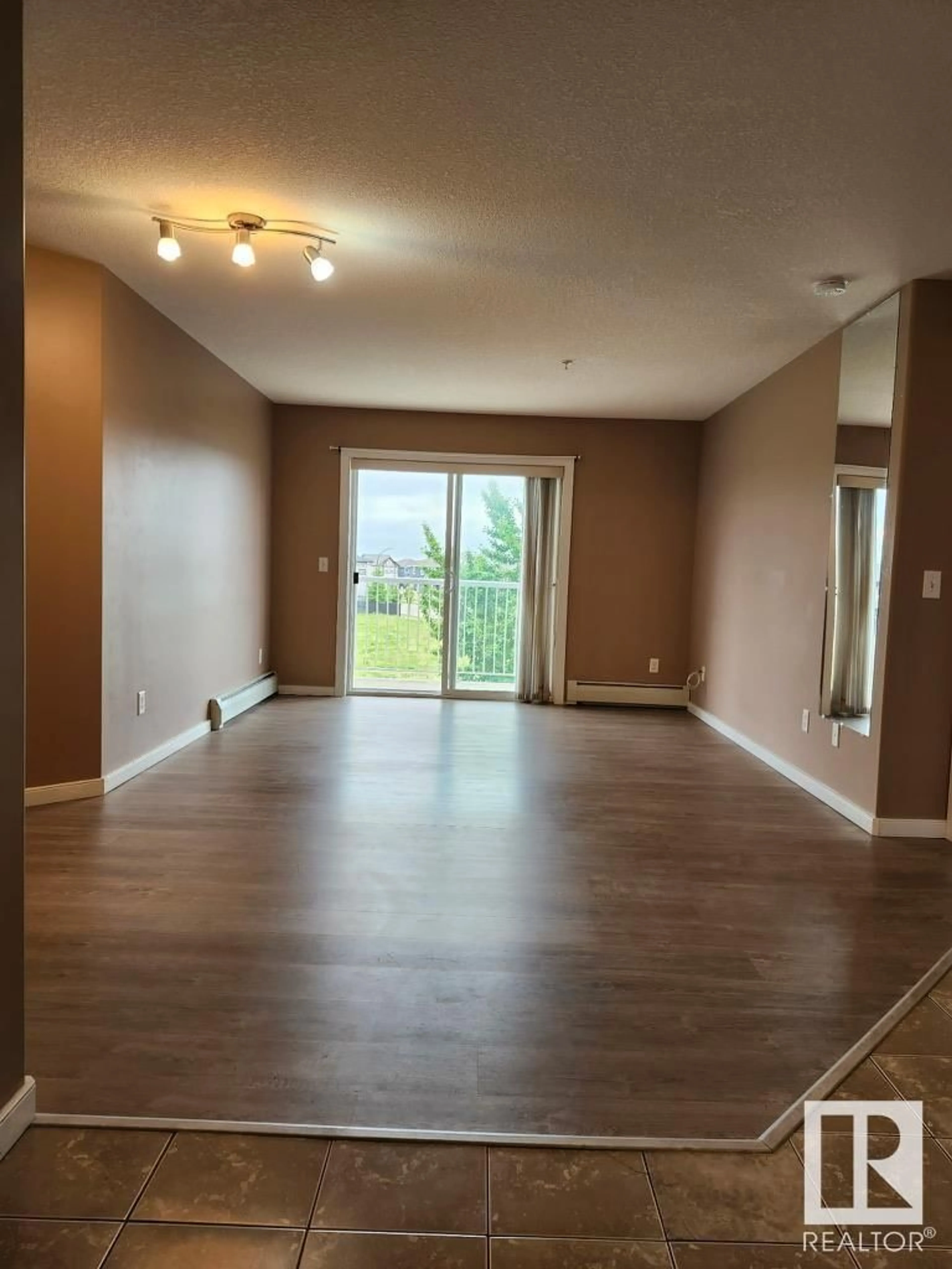A pic of a room for #321 - 240 SPRUCE RIDGE RD, Spruce Grove Alberta T7X0G5