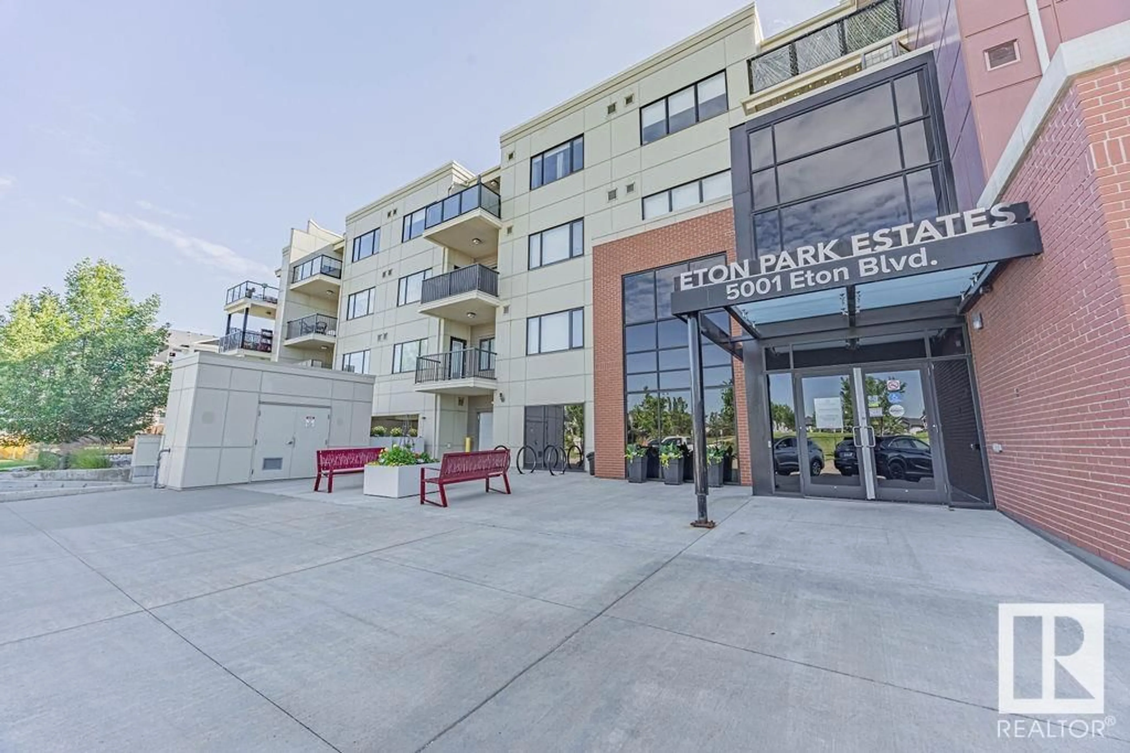 Patio, unknown for 313 5001 ETON BV, Sherwood Park Alberta T8H0N7