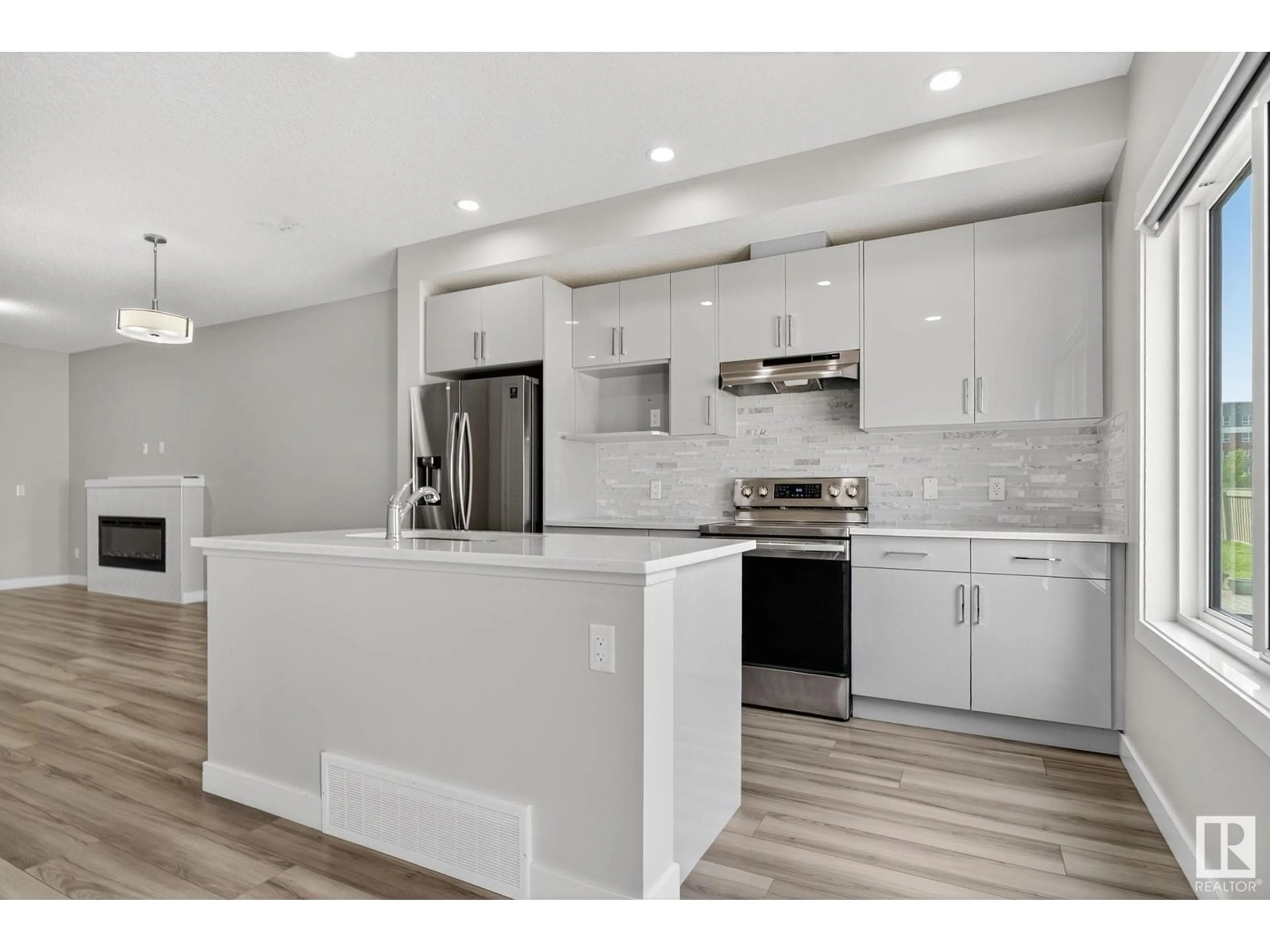 Open concept kitchen, unknown for SW - 4883 ALWOOD PT., Edmonton Alberta T6W4N1