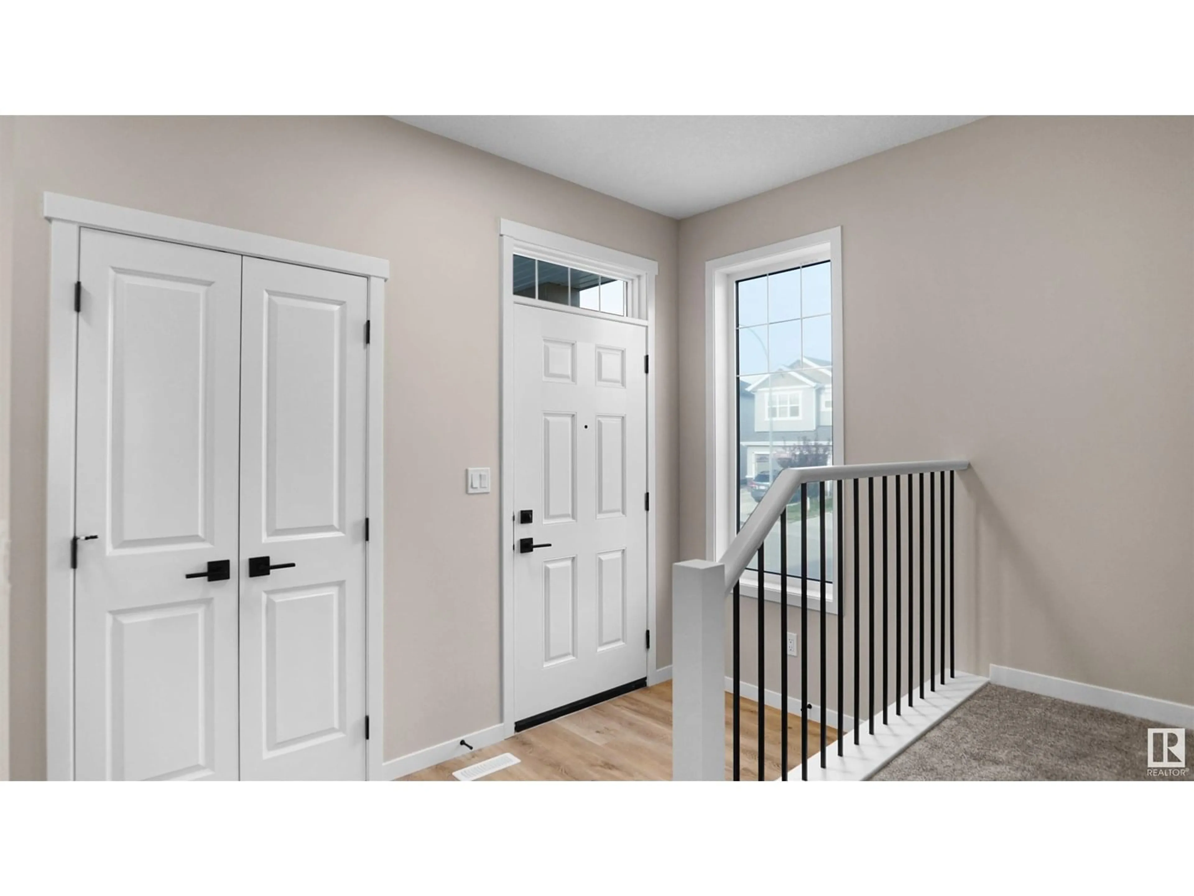 Indoor entryway for 22830 95A AV, Edmonton Alberta T5T7H5