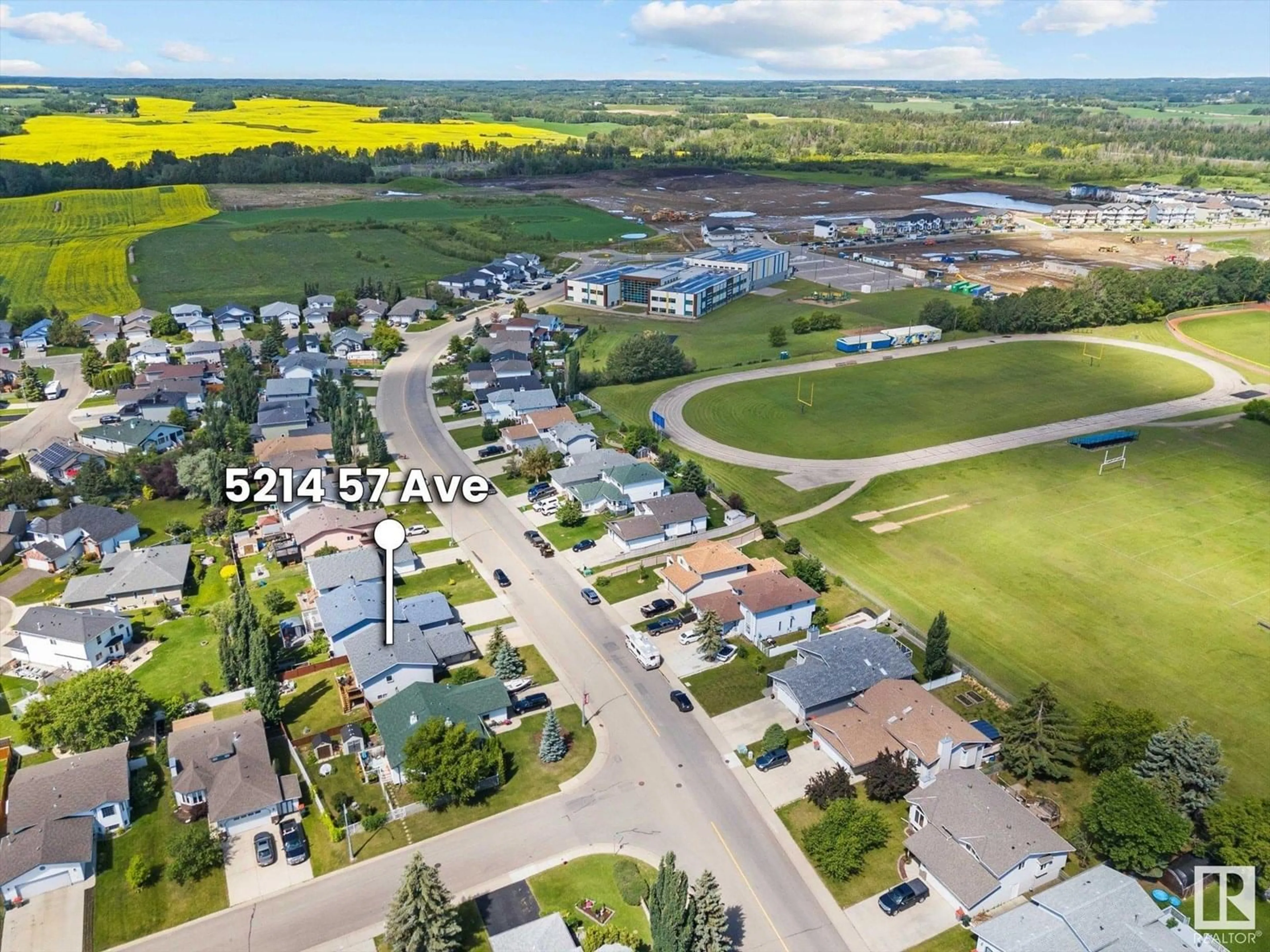 A pic from outside/outdoor area/front of a property/back of a property/a pic from drone, street for 5214 57 AV, Stony Plain Alberta T7Z1A1