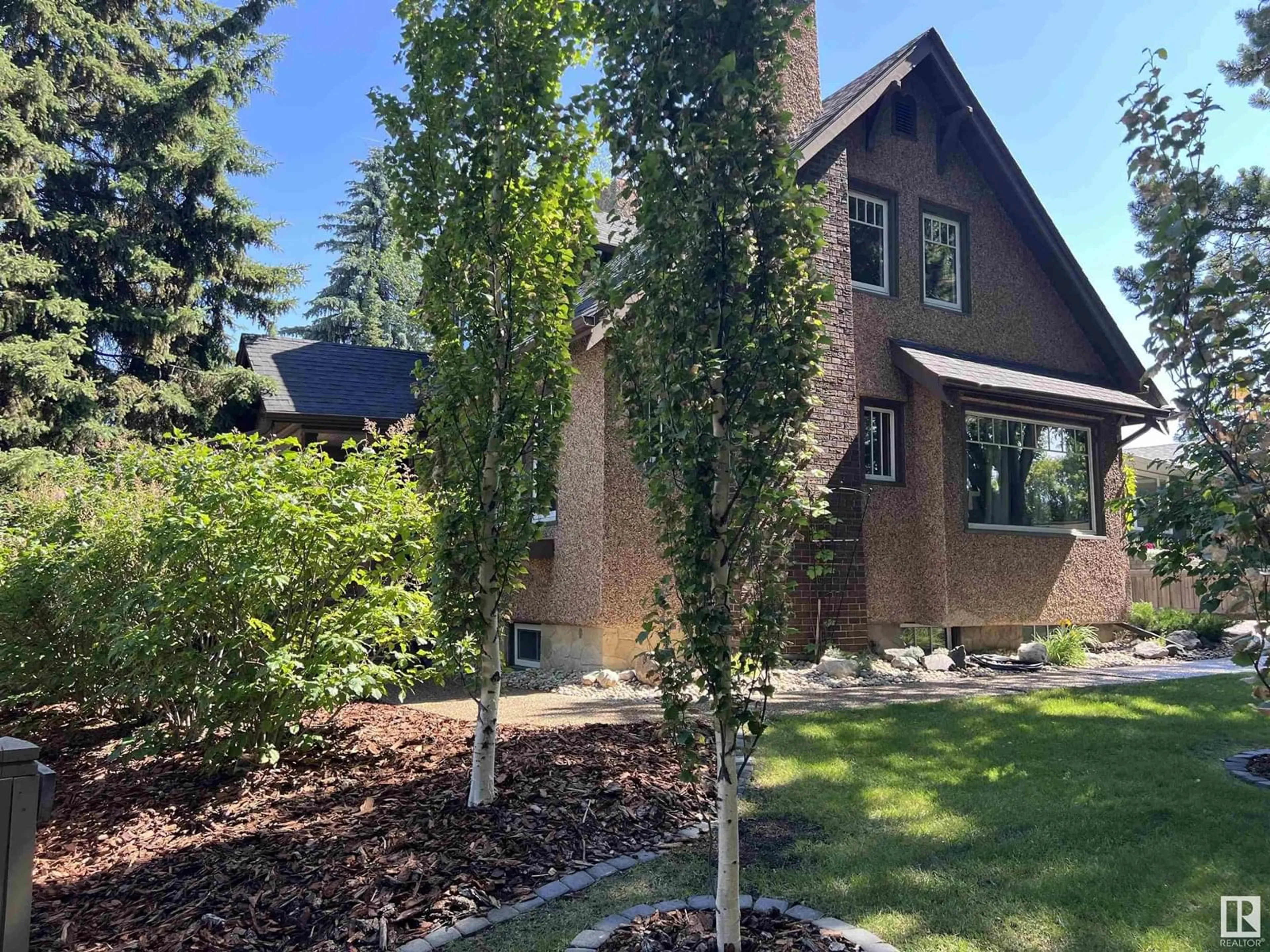 Home with brick exterior material, street for 8 BURNHAM AV, St. Albert Alberta T8N0A7