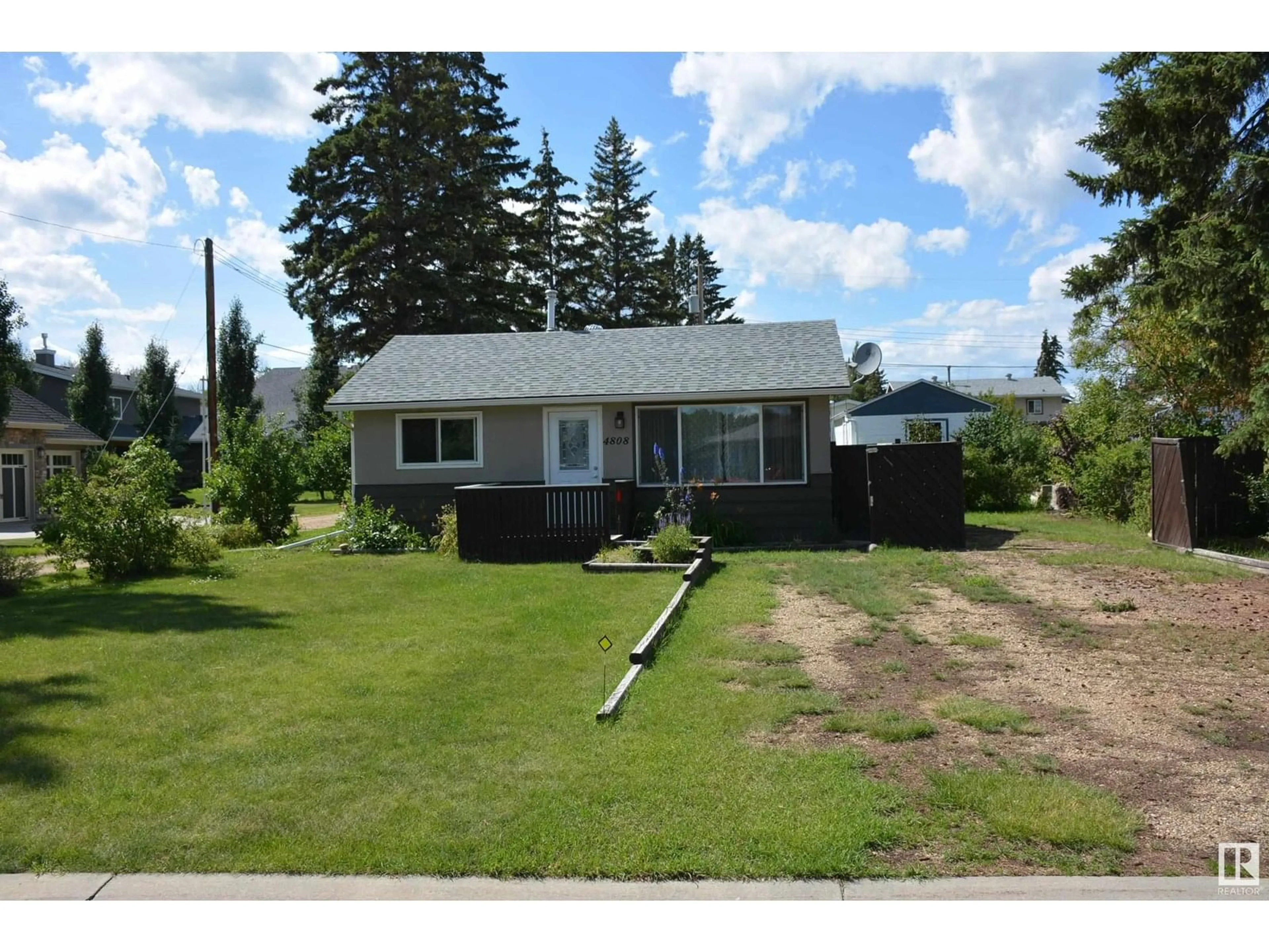 A pic from outside/outdoor area/front of a property/back of a property/a pic from drone, street for 4808 50 ST, Barrhead Alberta T7N1G5