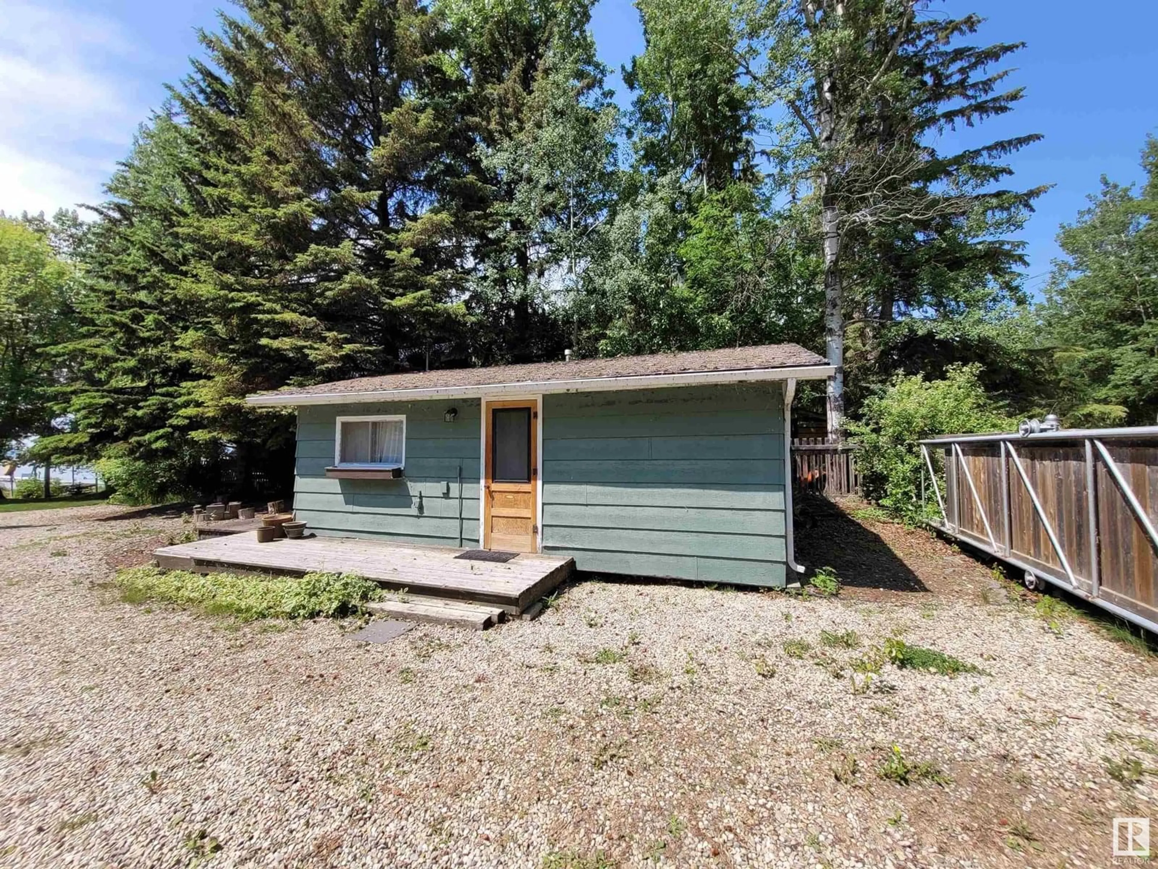 Shed for 47 JOHNSONIA BEACH, Rural Leduc County Alberta T0C2P0