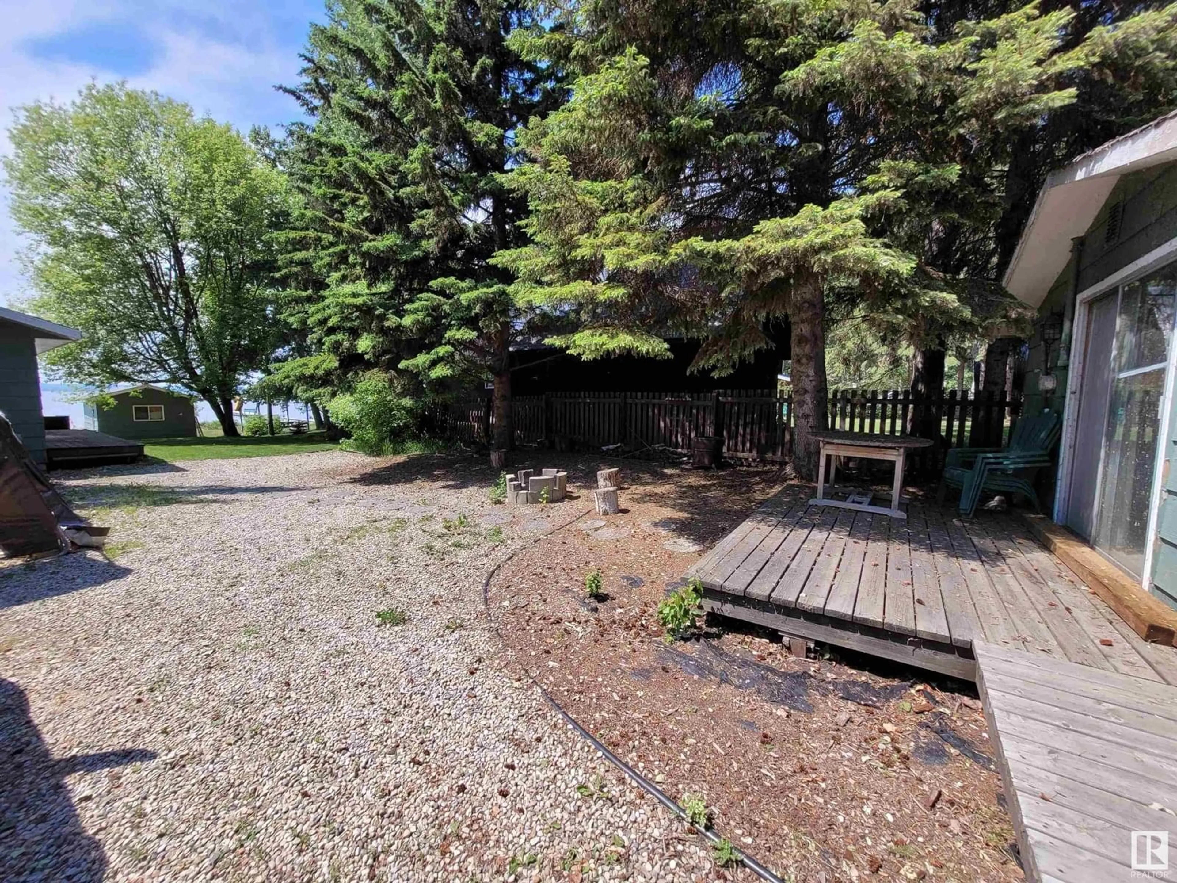 Patio, water/lake/river/ocean view for 47 JOHNSONIA BEACH, Rural Leduc County Alberta T0C2P0