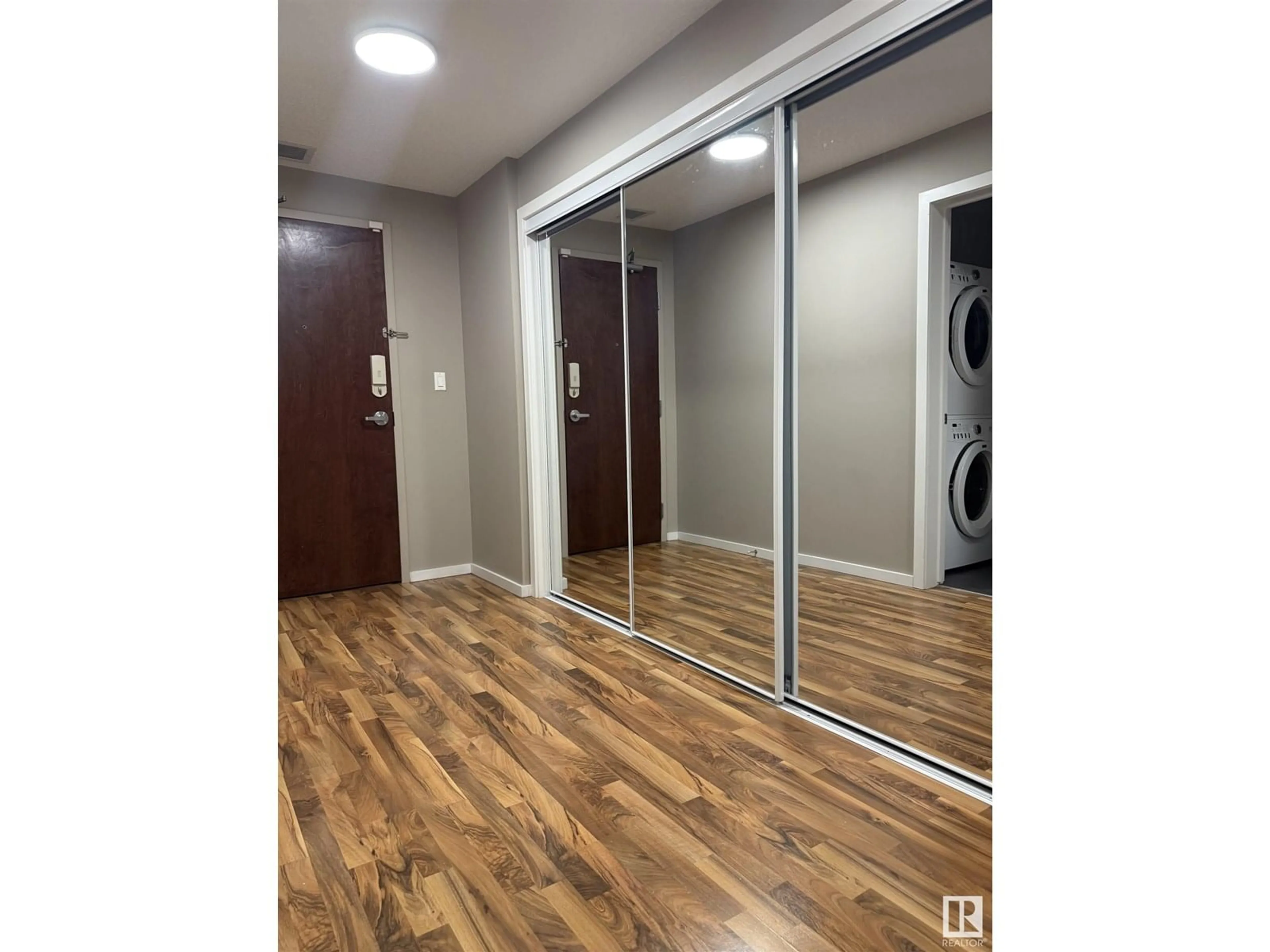 Unknown for 201 - 9910 111 ST NW, Edmonton Alberta T5K1K2