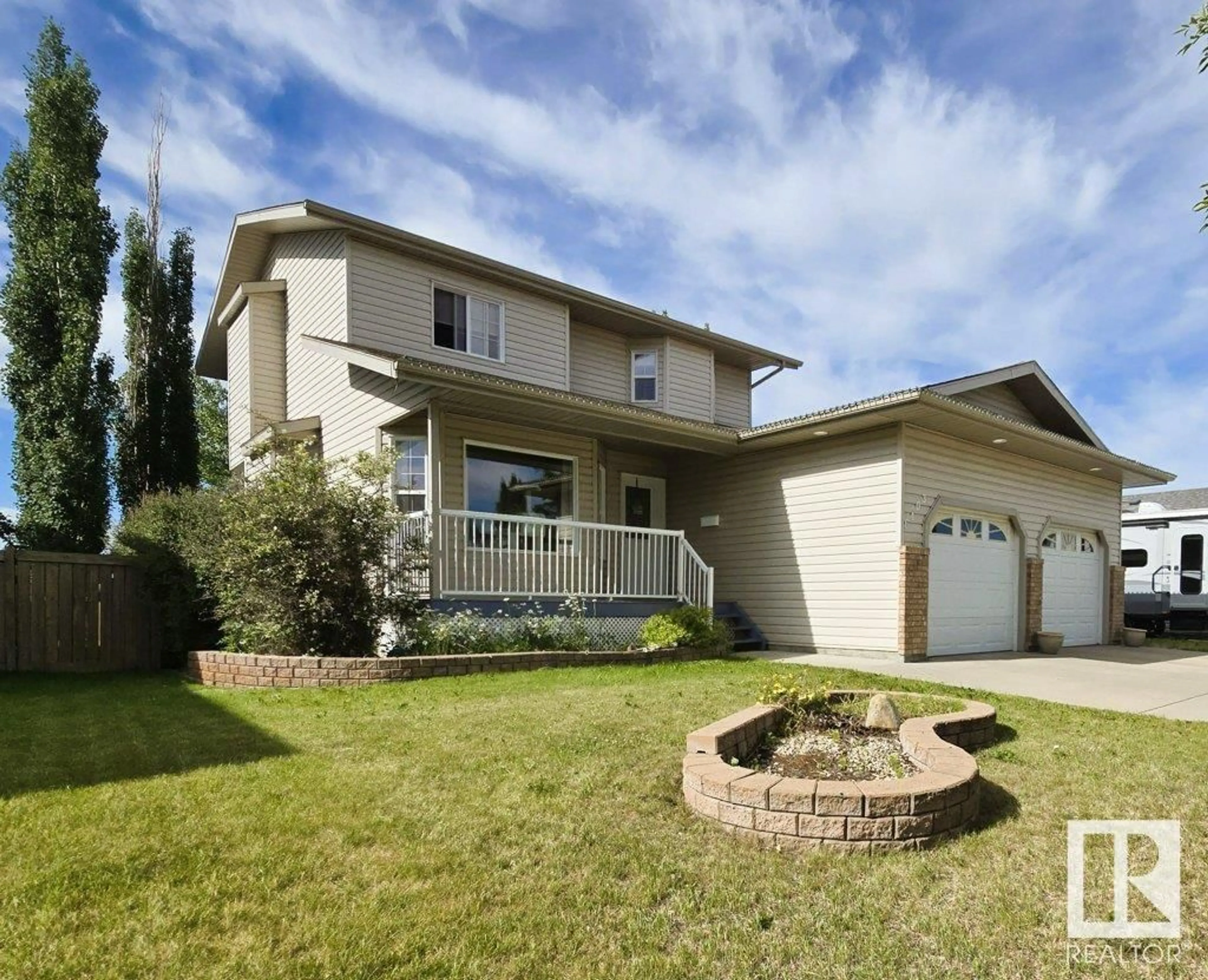 Home with vinyl exterior material, street for 6403 30 AVE, Camrose Alberta T4V4V7
