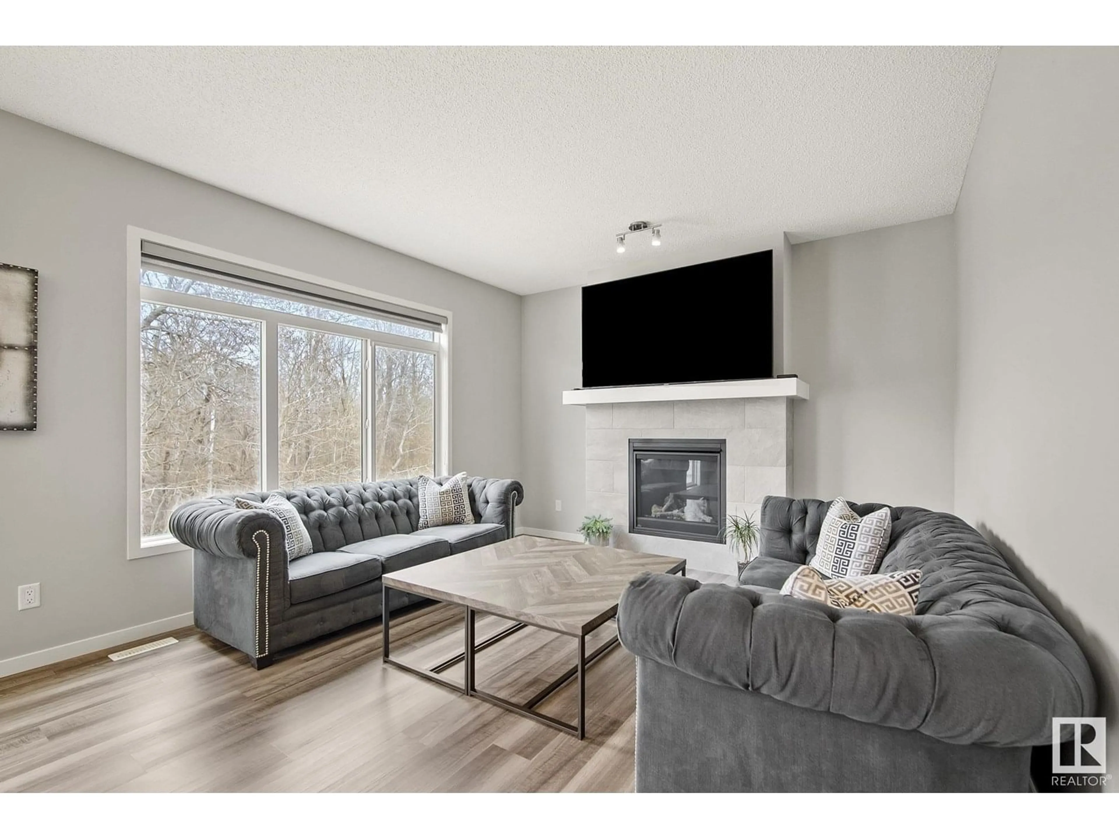 Living room with furniture, unknown for 717 KINGLET BV, Edmonton Alberta T5S0N8