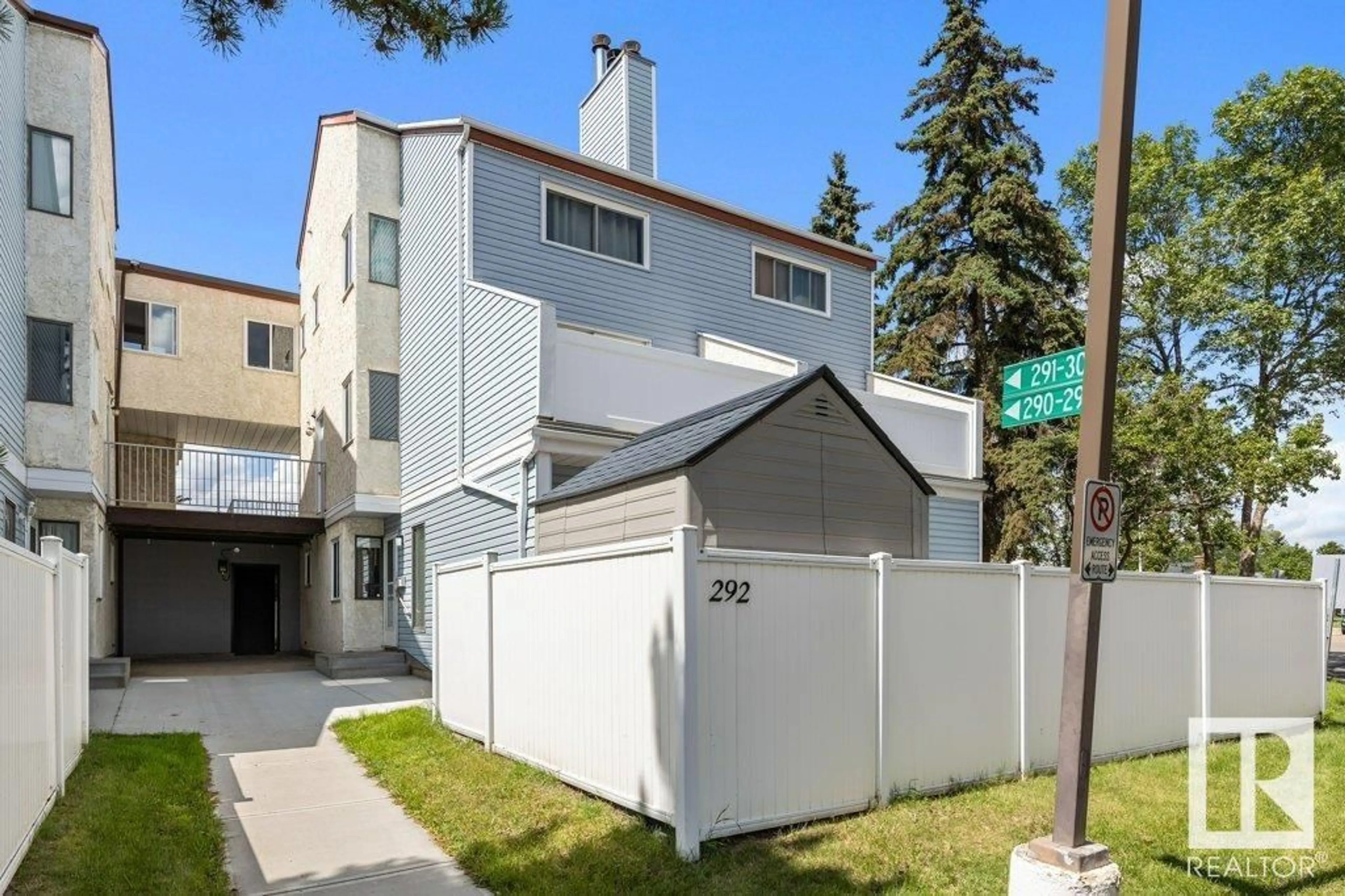 Unknown for 292 LANCASTER TC, Edmonton Alberta T5X5T7