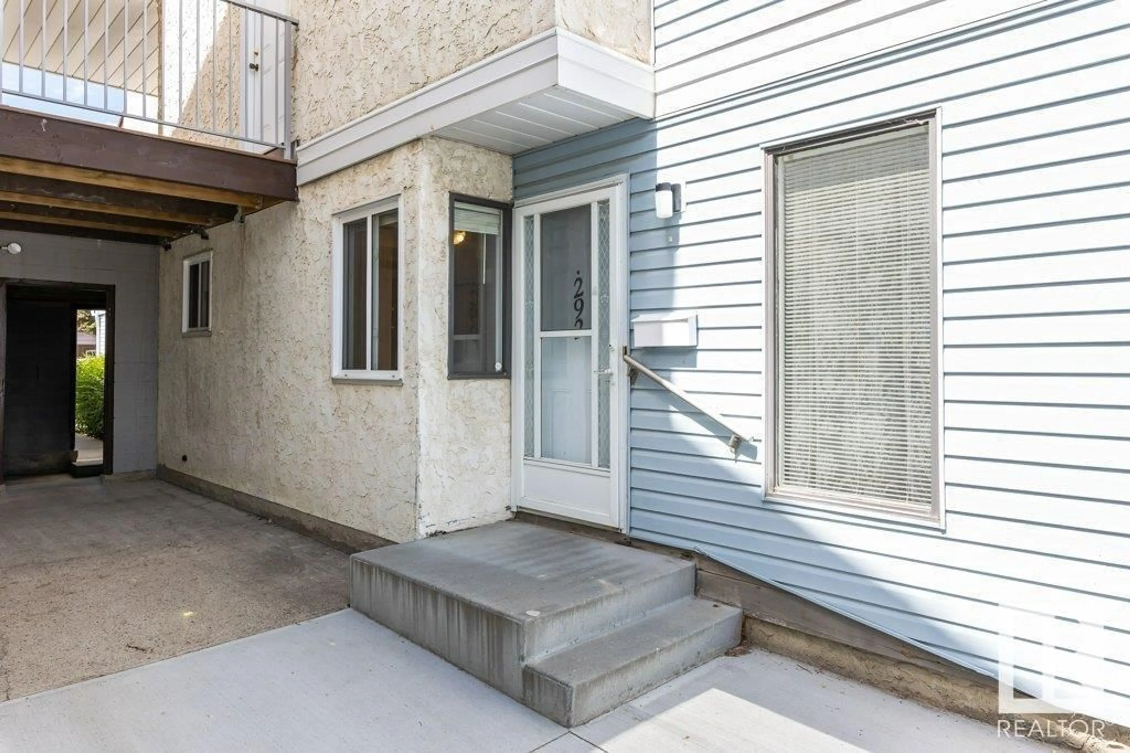 Unknown for 292 LANCASTER TC, Edmonton Alberta T5X5T7