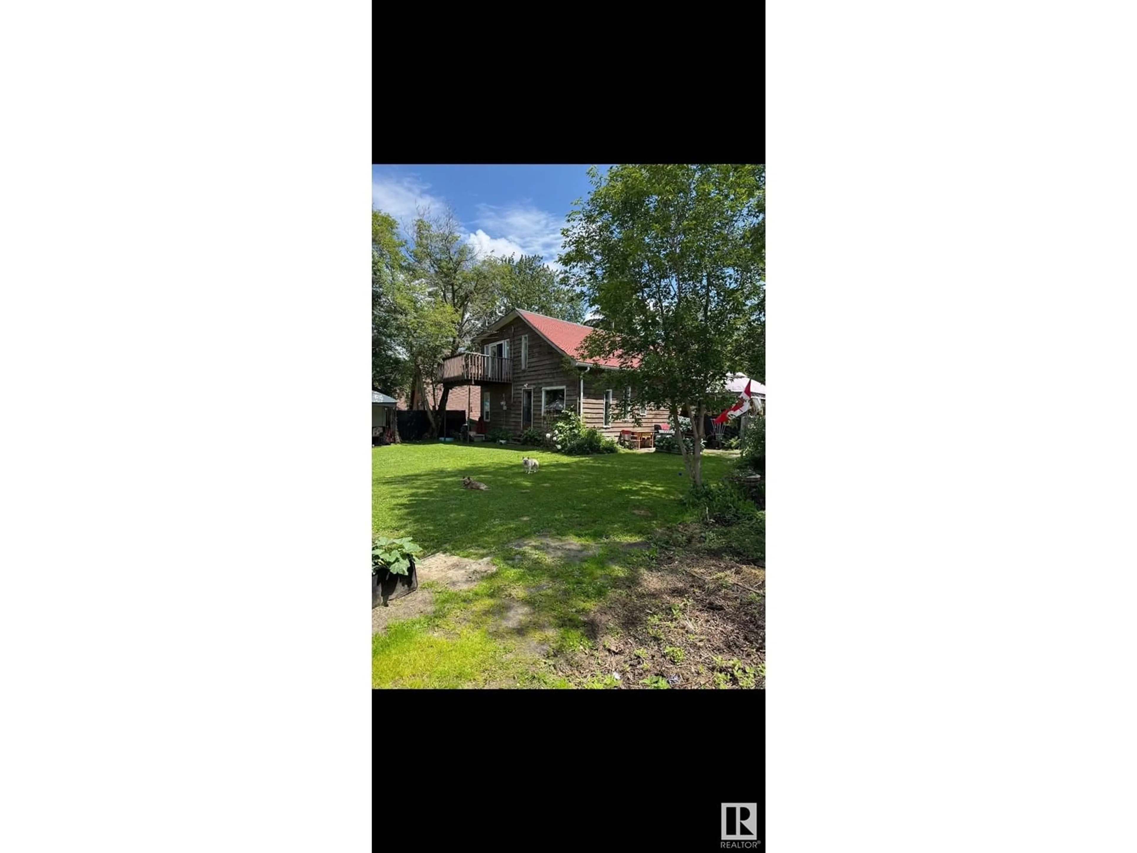 A pic from outside/outdoor area/front of a property/back of a property/a pic from drone, unknown for 5912 49 AV, Rural Lac Ste. Anne County Alberta T0E0A0