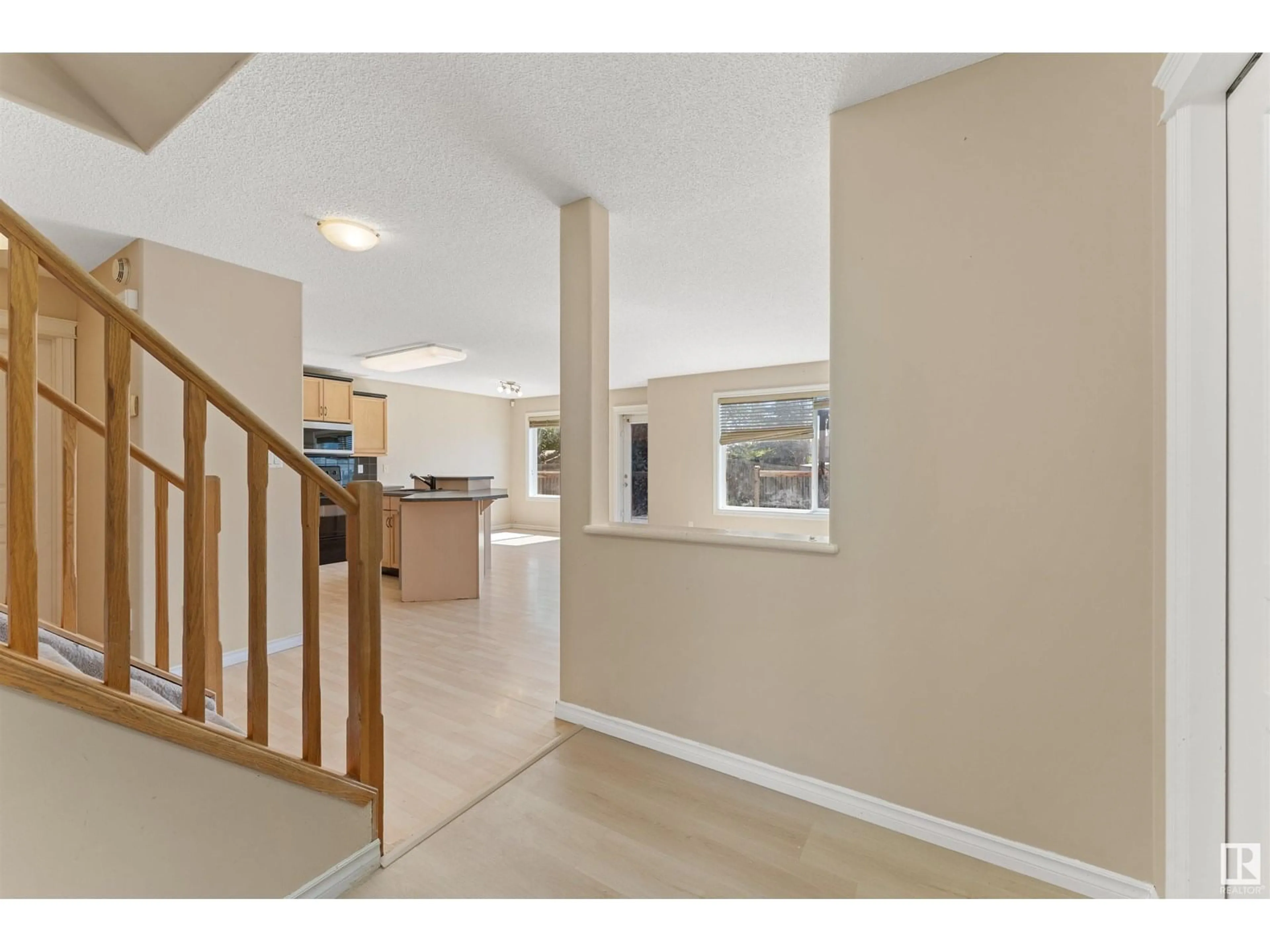 Unknown for NW - 3205 33A ST, Edmonton Alberta T6T1X7