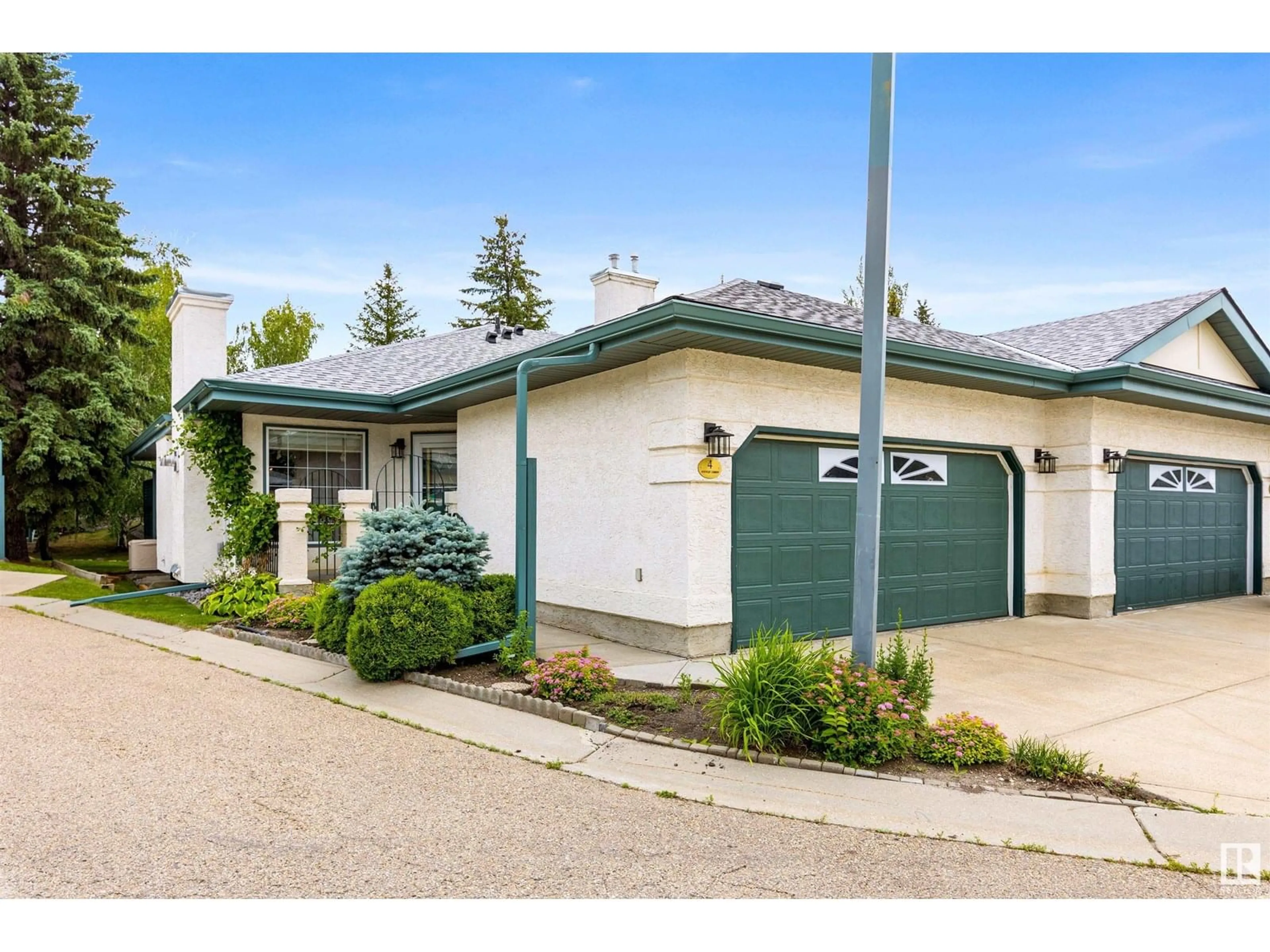 Unknown for #4 - 2325 RIVERBEND RD, Edmonton Alberta T6R2P9
