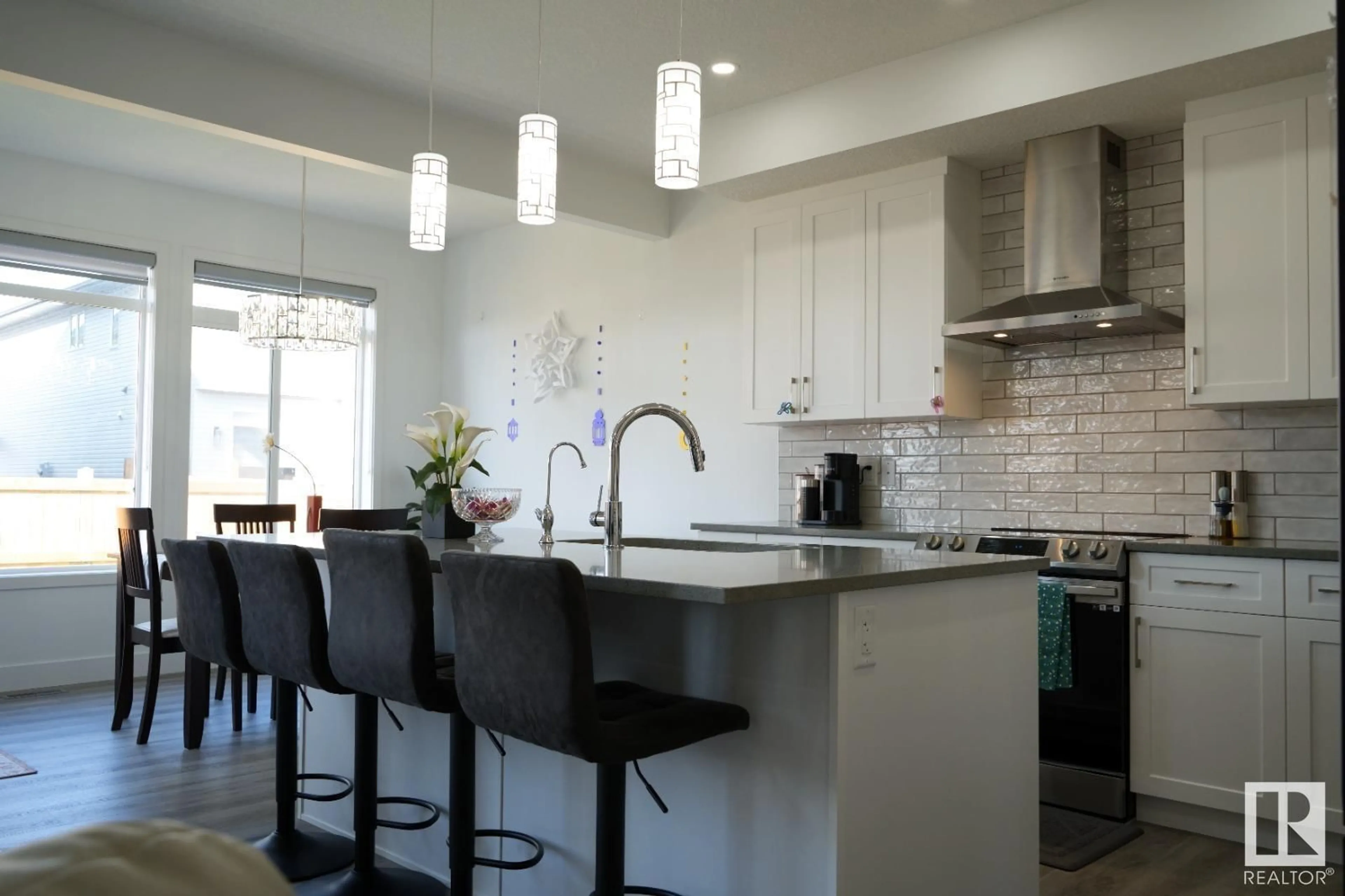 Contemporary kitchen, ceramic/tile floor for SW - 15940 19 AV, Edmonton Alberta T6W4X6