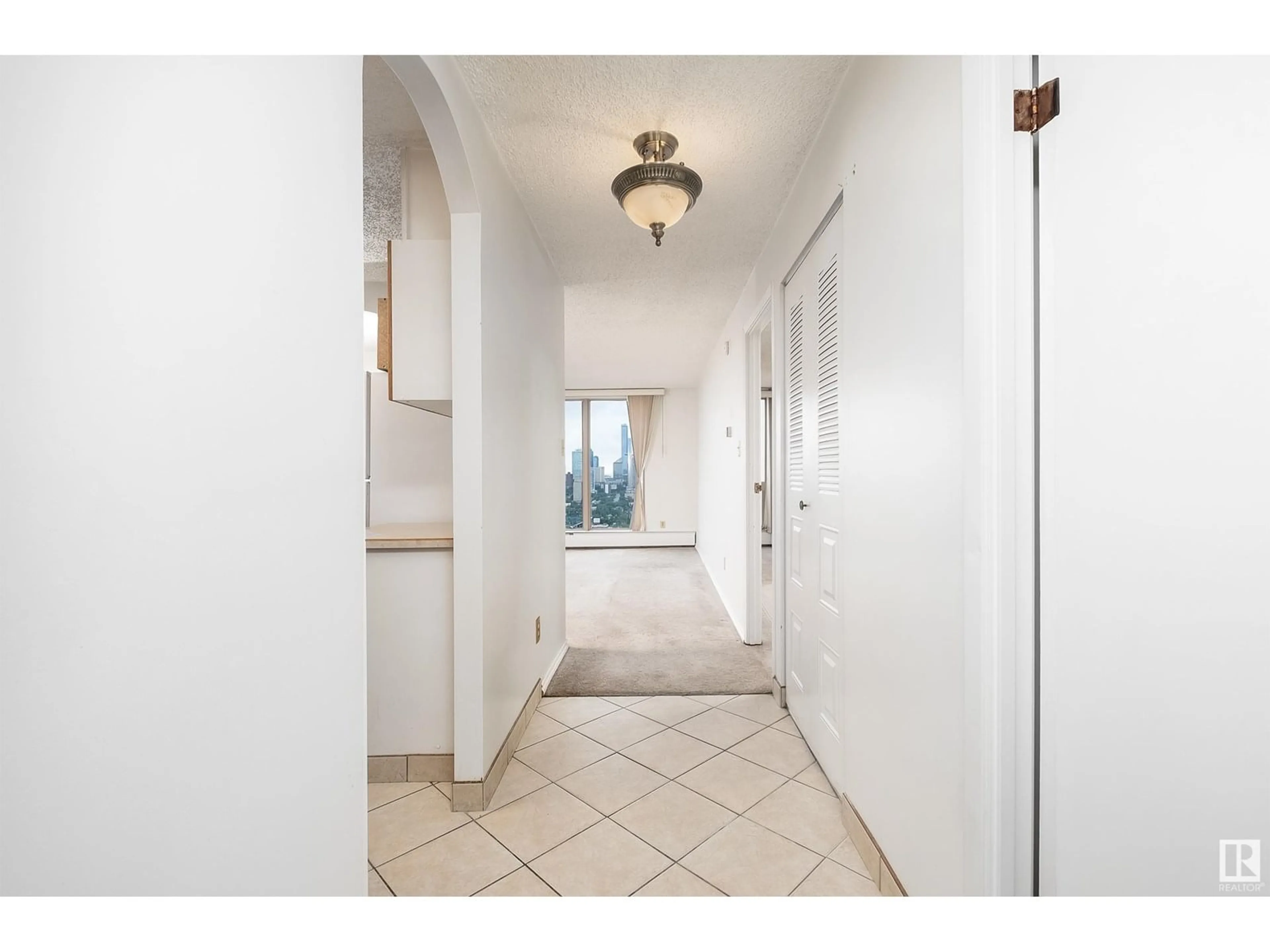 Indoor entryway for #1405 - 10149 SASKATCHEWAN DR, Edmonton Alberta T6E6B6